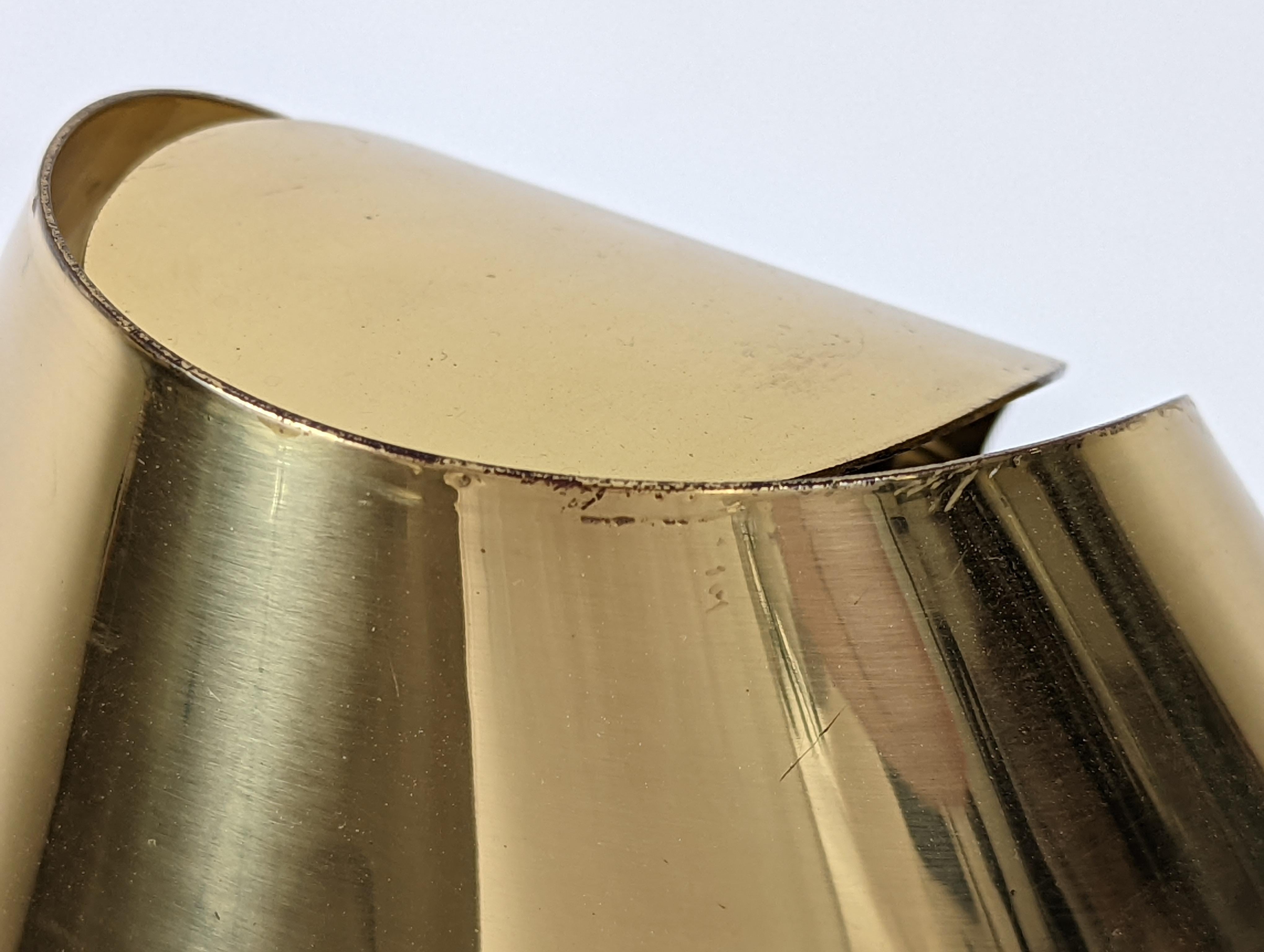 Laiton Lampe sculpturale en laiton, édition limitée, Serge Mansau, 1970 en vente