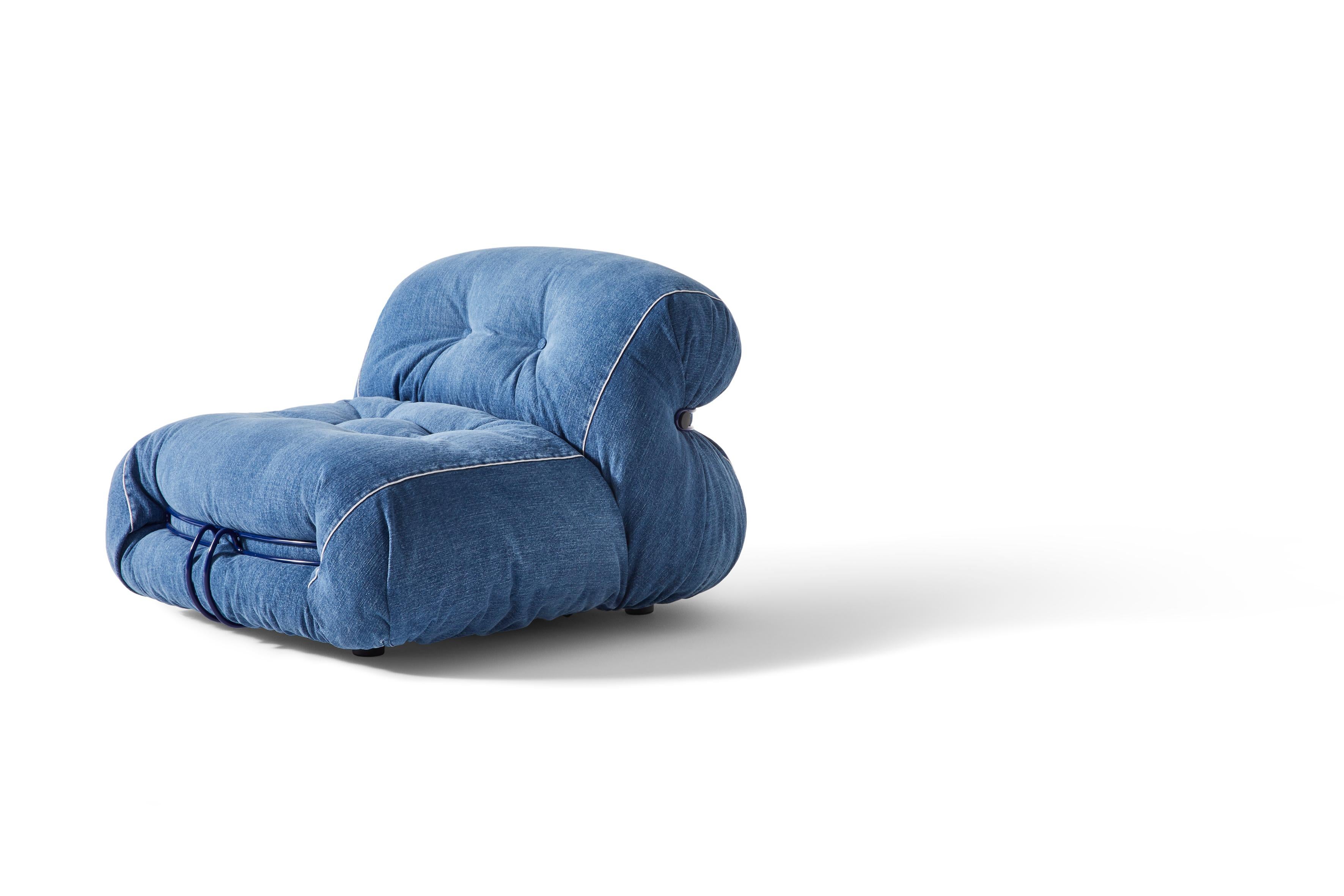 Limited Edition Soriana Denim Armchair by Afra & Tobia Scarpa for Cassina In New Condition For Sale In Barcelona, Barcelona