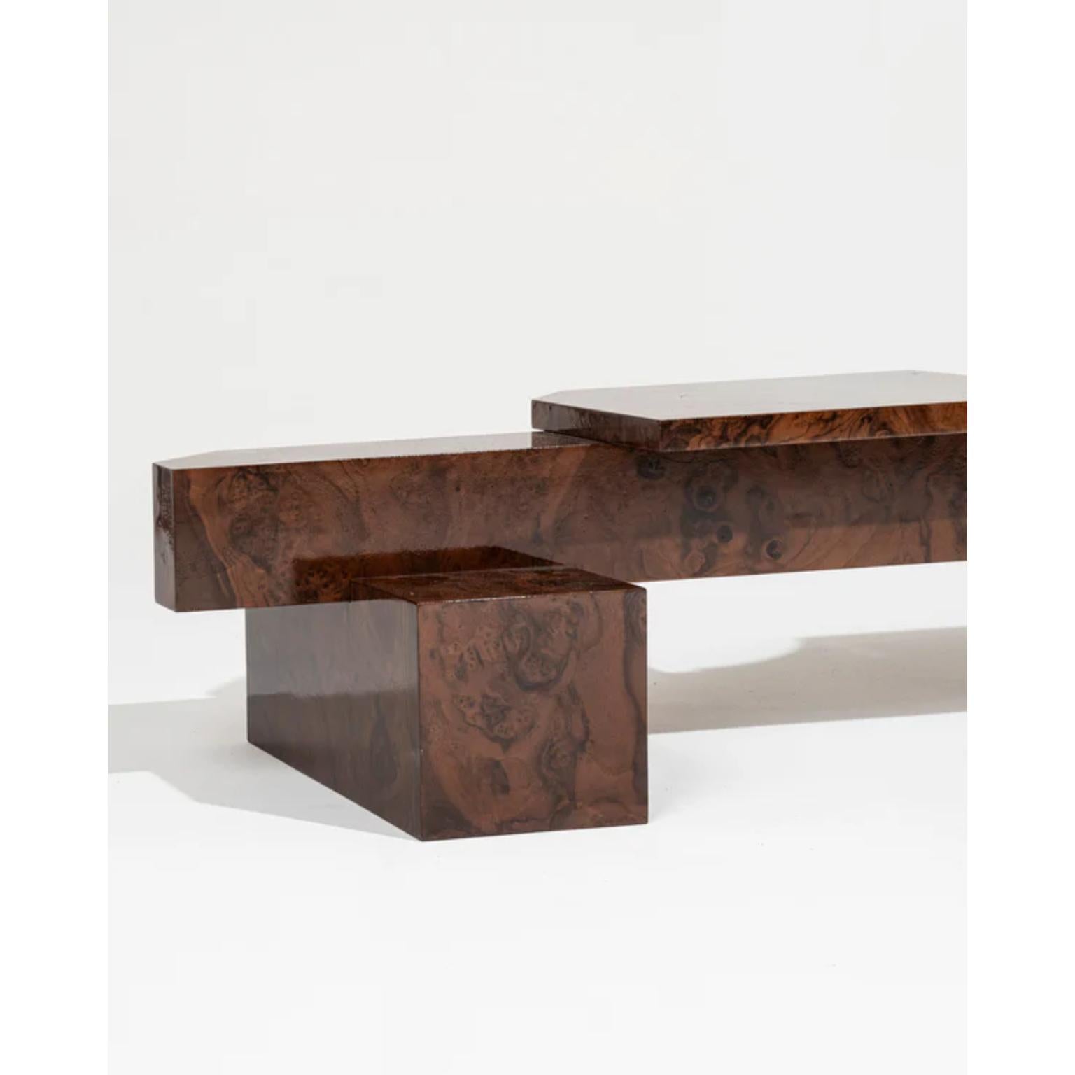 Français Banc SSB01W édition limitée en MDF avec placage en ronce de noyer par sashaxsasha en vente