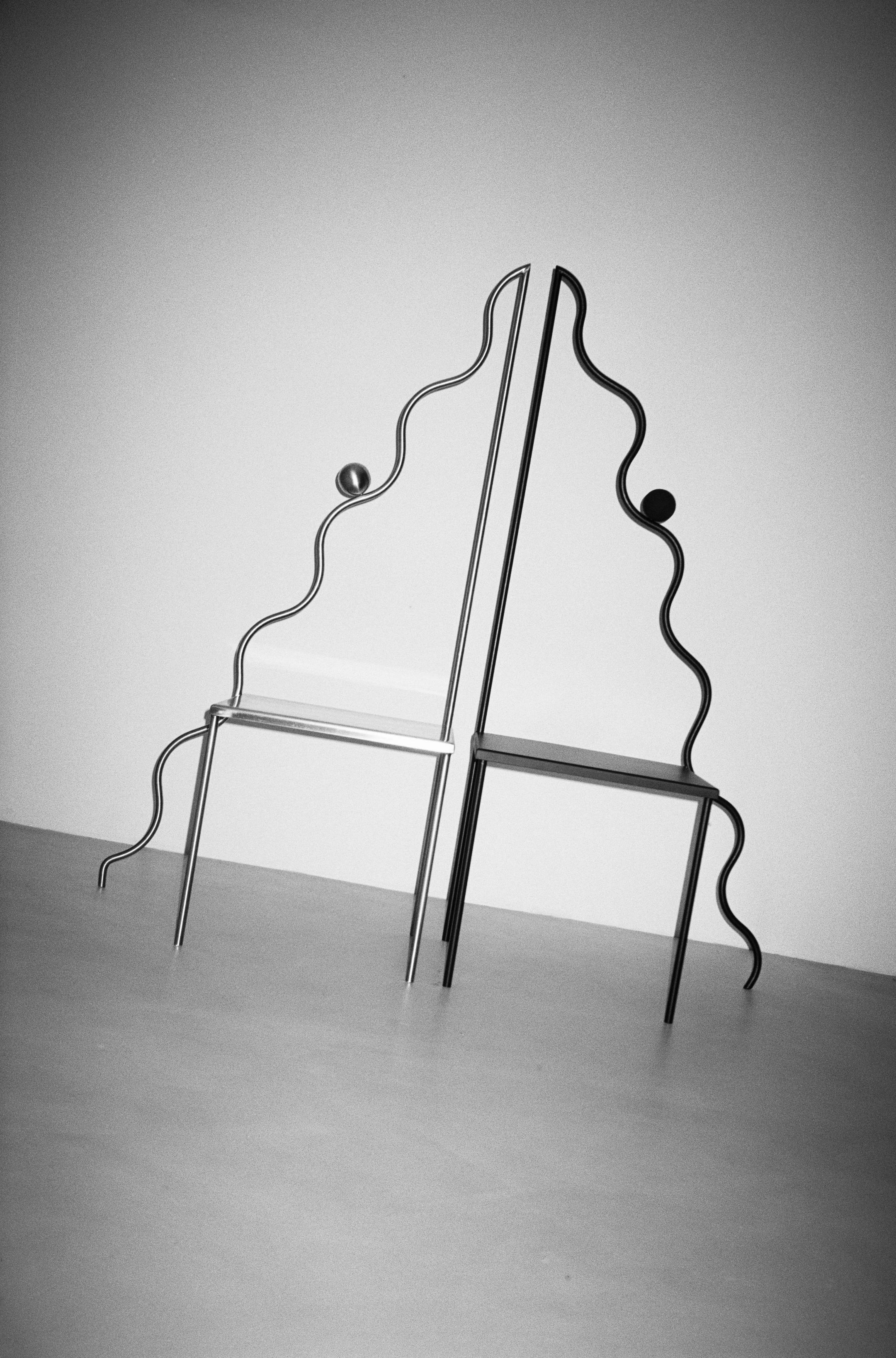 Espagnol La chaise Descending en inox, édition limitée en vente