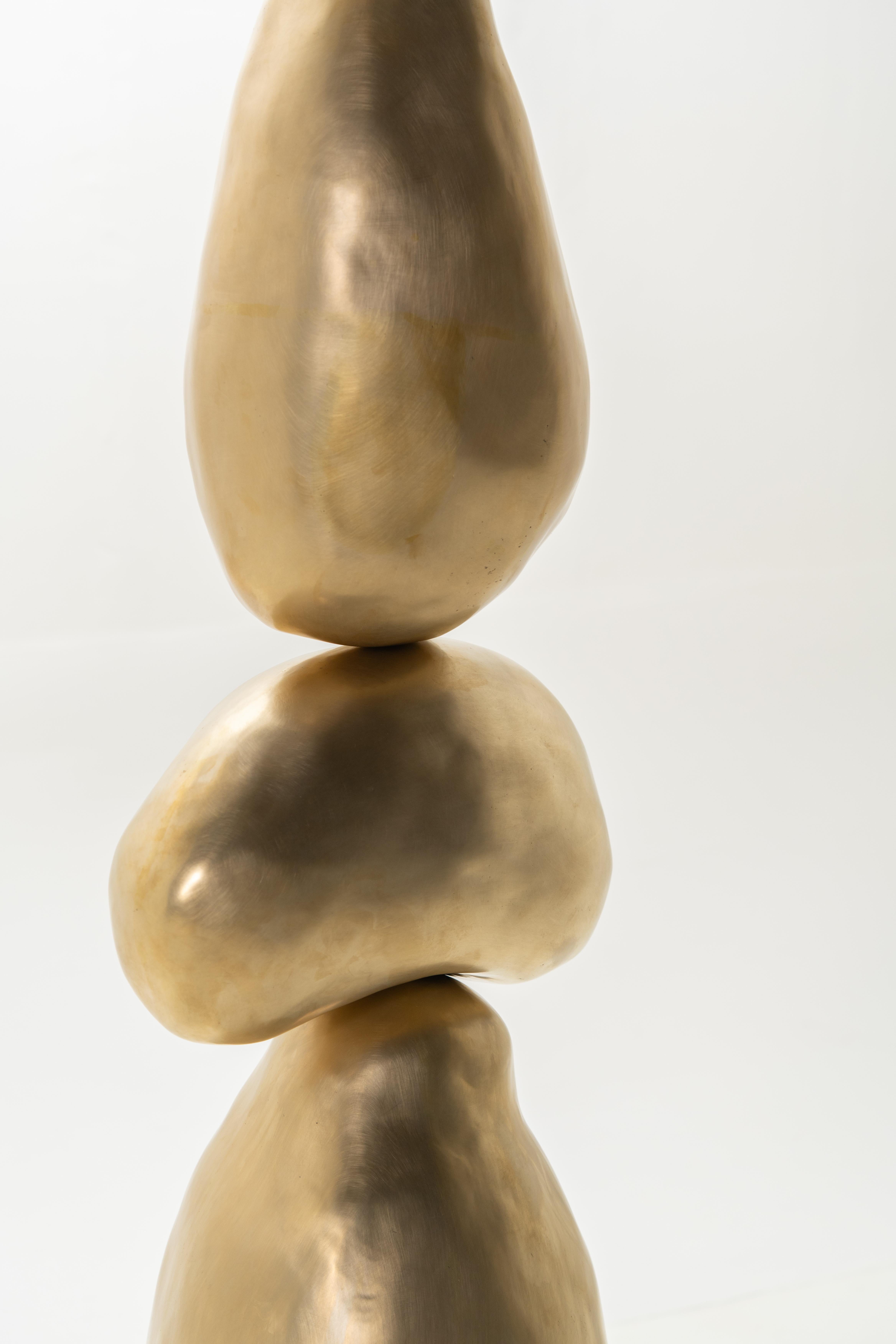 Totem in edizione limitata realizzato in puro ottone In condizioni Nuovo in vendita a Kolkata, IN