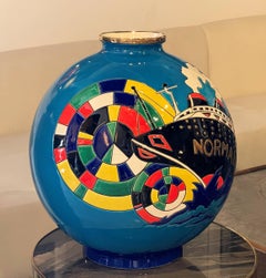 Vase in limitierter Auflage von Longwy mit dem Titel Normandie