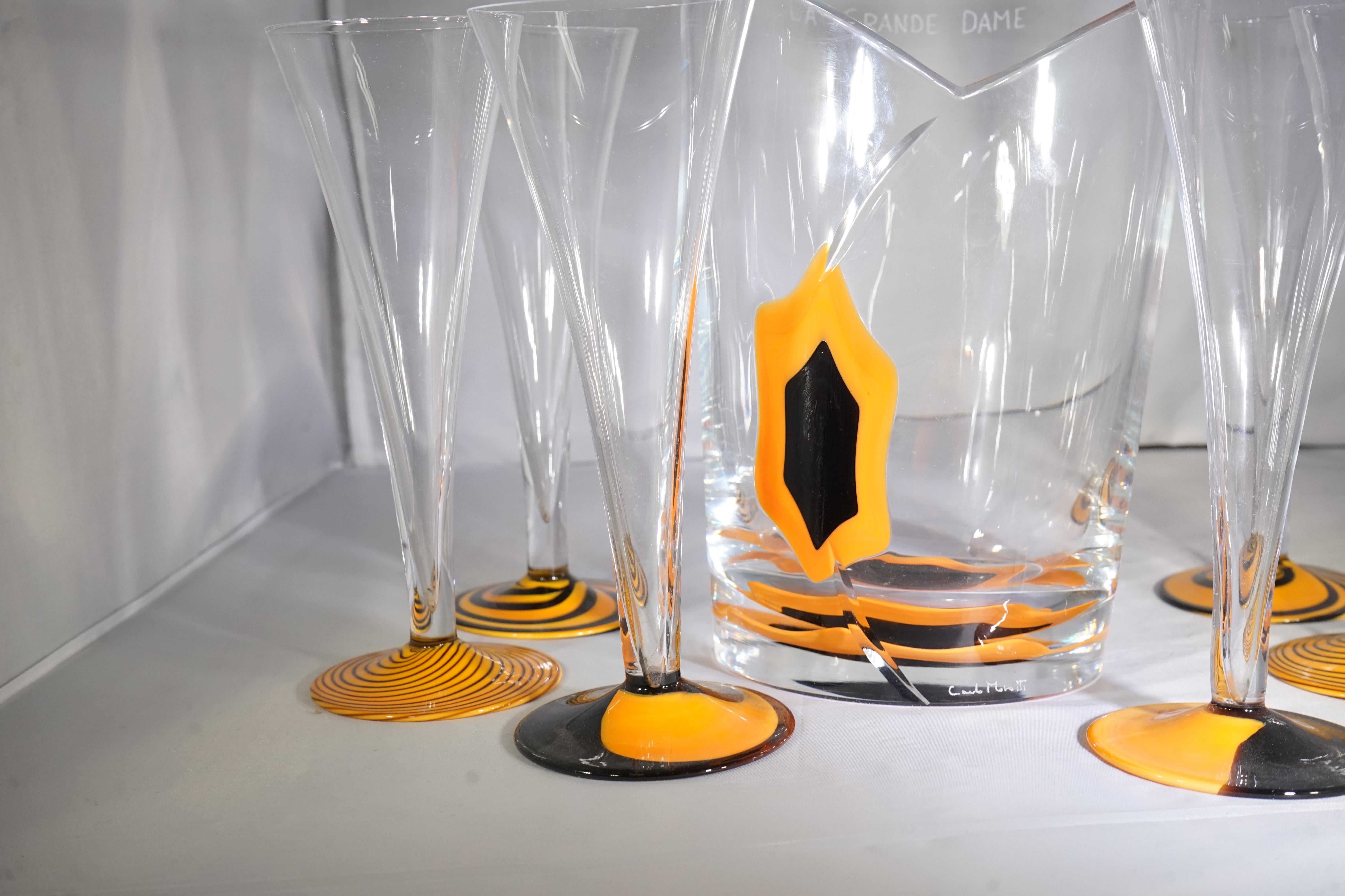 Limited Edition Veuve Clicquot La Grande Dame Ice Bucket and 6 Champagne Flutes In Good Condition In Aspen, CO