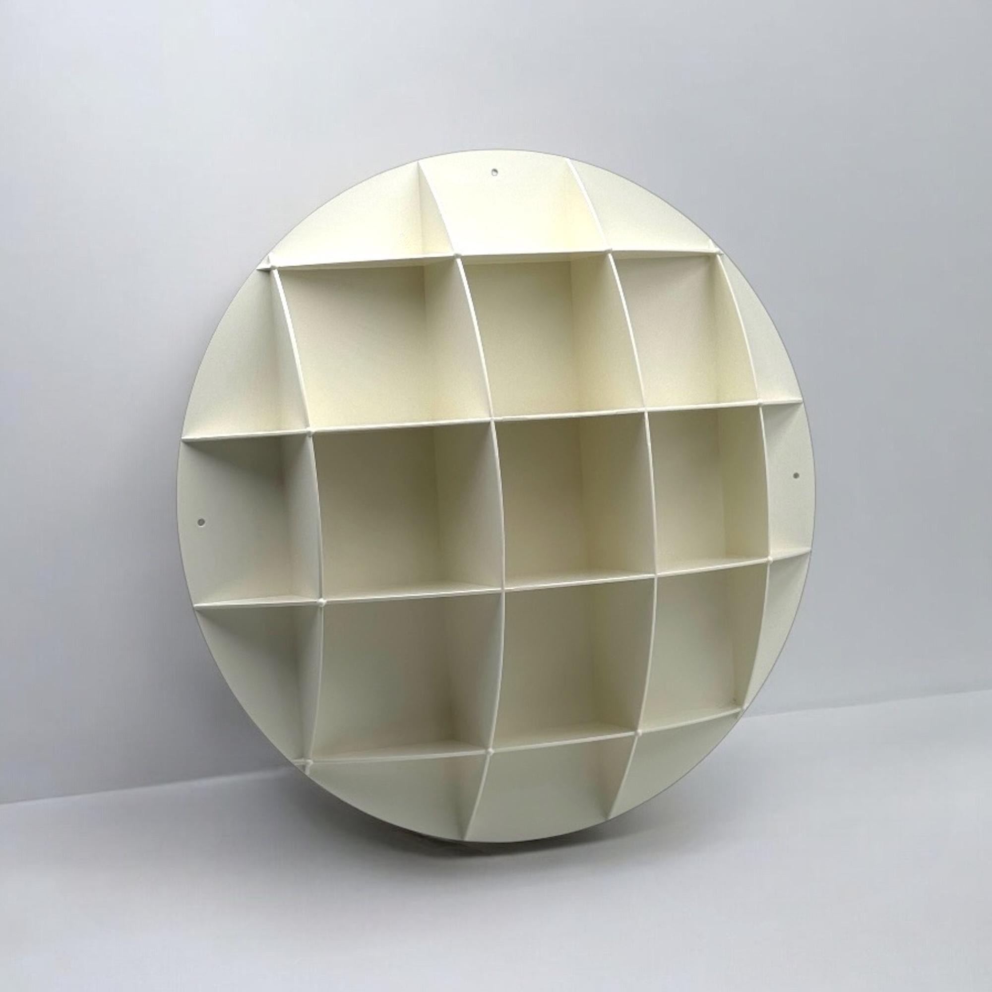 Limited Edition Wall Shelf 'Globo' Vector , Space Age 1970s Design 1