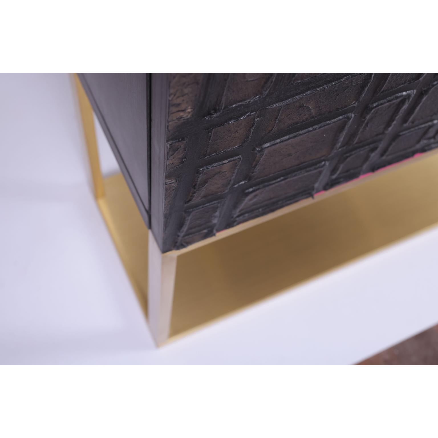 italien Cabinet à trois portes en bois et métal en édition limitée par Bottega Nera Furniture en vente