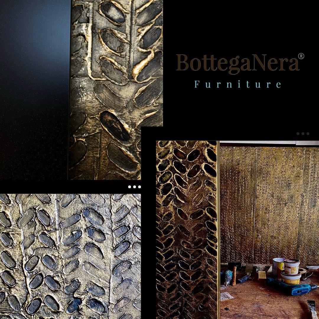 XXIe siècle et contemporain Cabinet à trois portes en bois et métal en édition limitée par Bottega Nera Furniture en vente