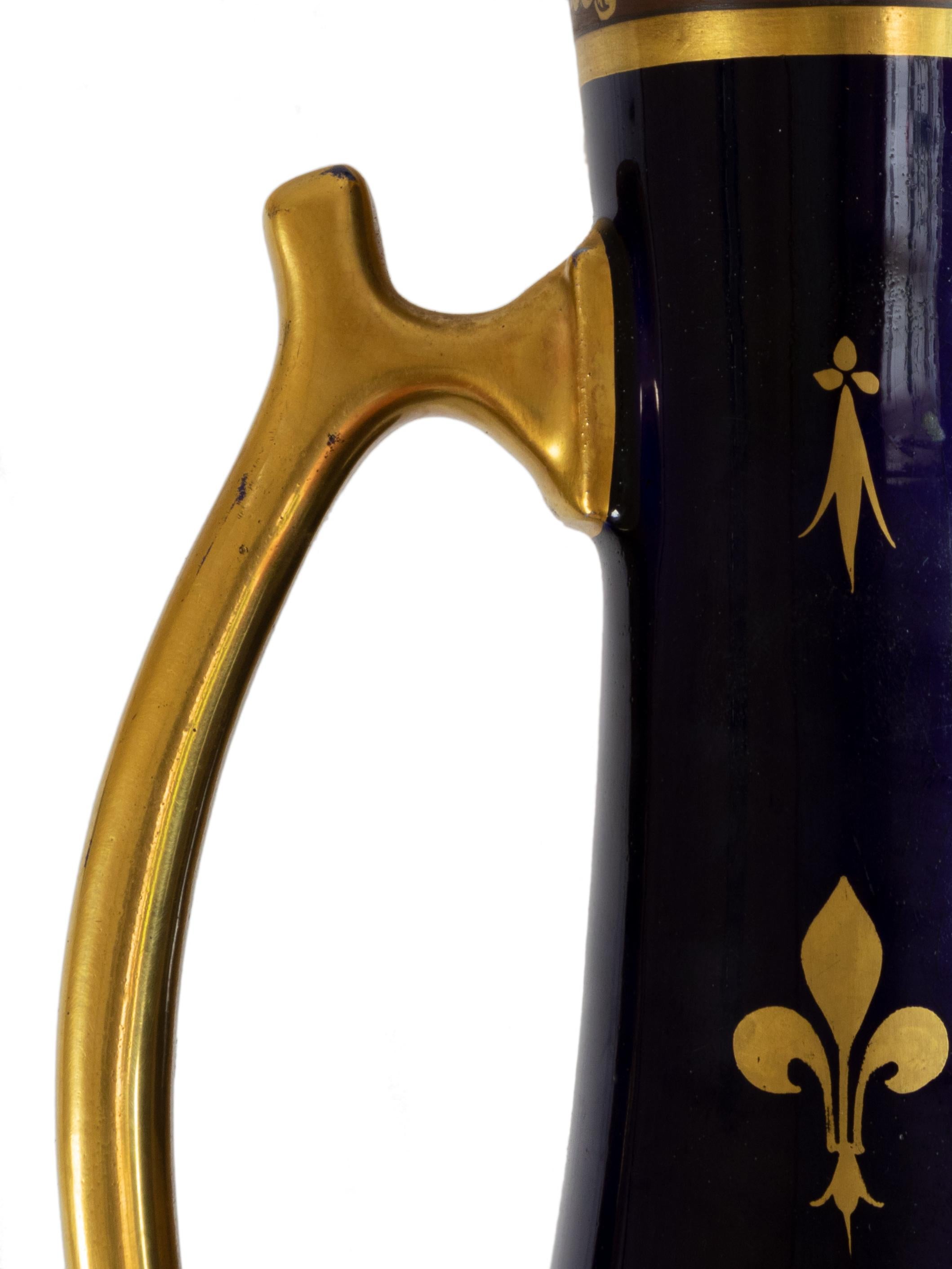 XIX secolo Vaso in porcellana blu di Limoges, Salamandra di Chambord, 1853 in vendita