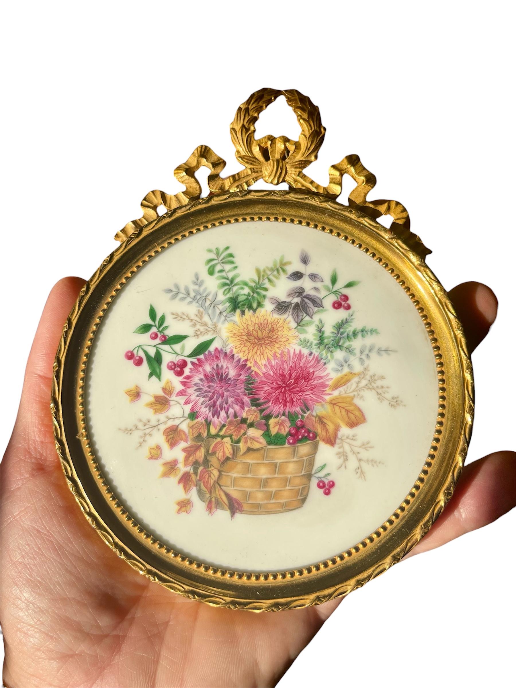 Limoges - Blumenstrauß auf Porzellan (Französisch) im Angebot