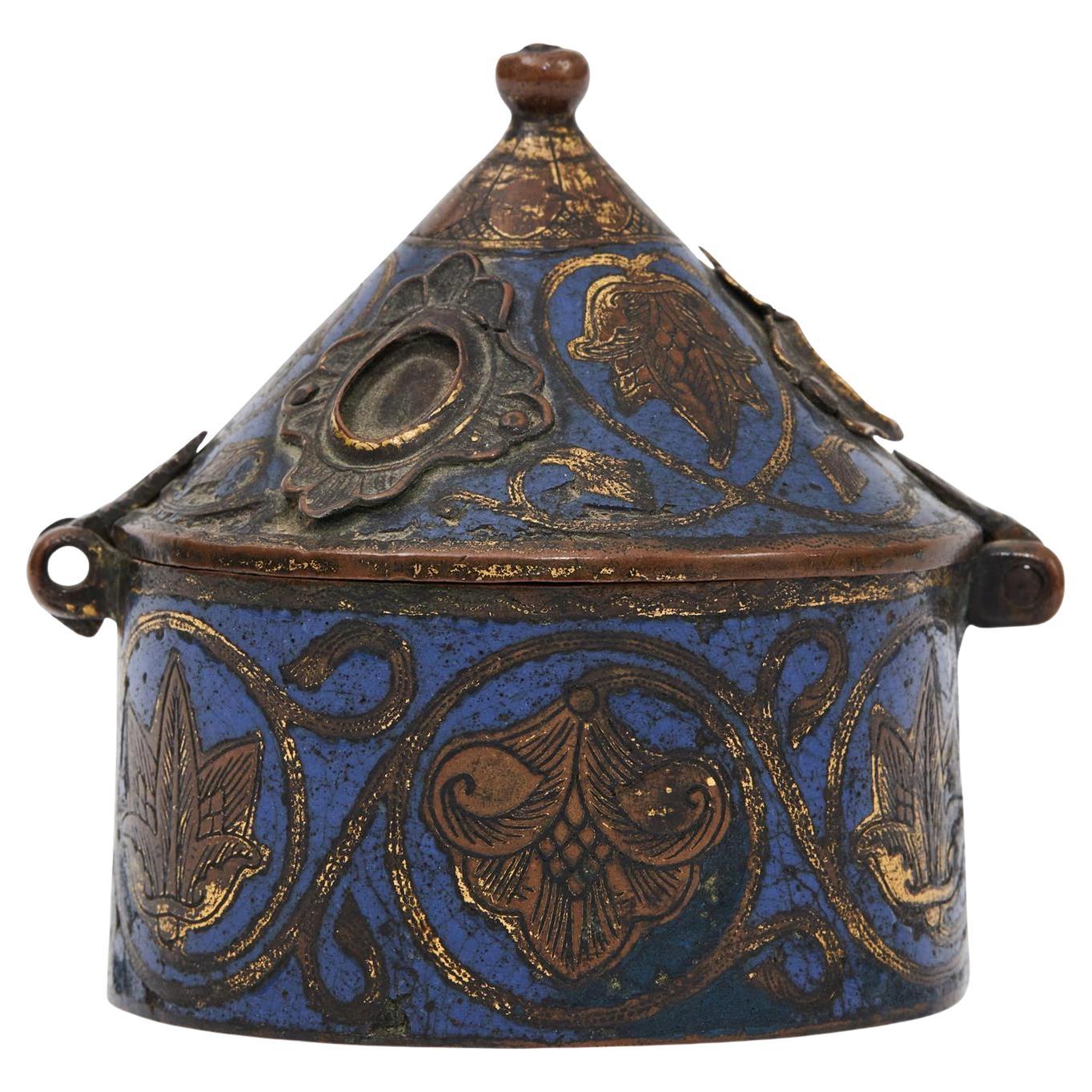 Limoges Champlevé Enamelled Copper-Gilt Pyx with Cabochon Mounts, 13th century. For Sale