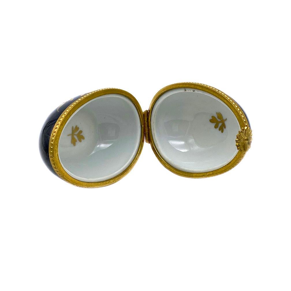 Boîte à bijoux en forme d'oeuf à Limoges en vente 4
