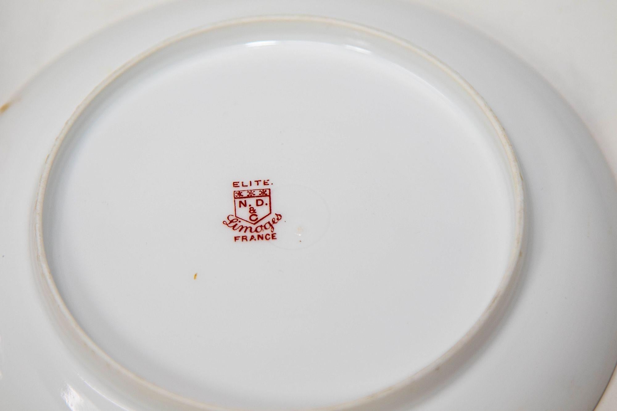 Limoges Elite Francia Pintada a Mano Taza de Té Floral Rosa Platillo Fina China 1930 en Bueno estado para la venta en North Hollywood, CA