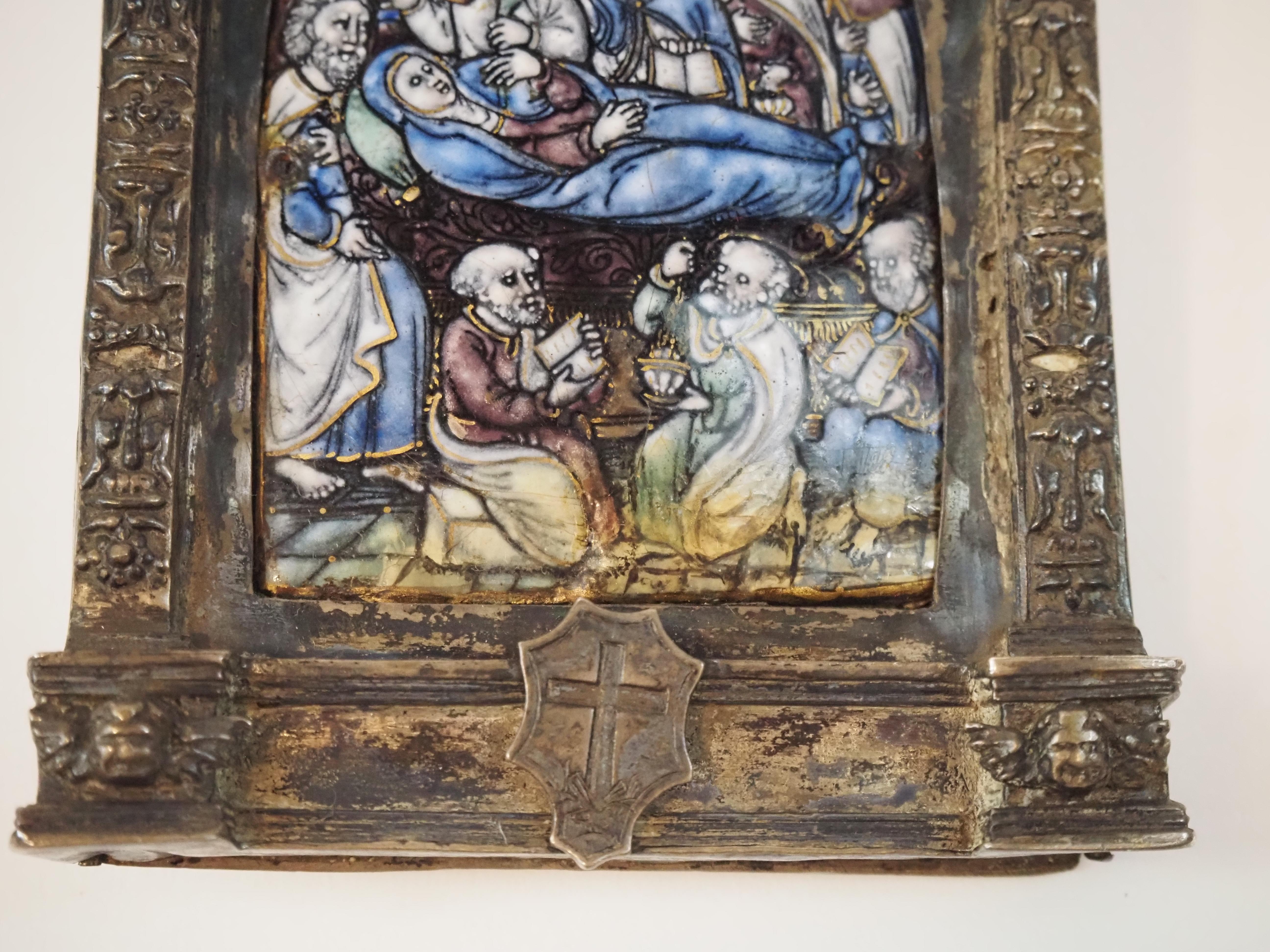 Français Plaque en émail de Limoges, Assumption of Mary, cadre en argent. France, vers 1600 en vente