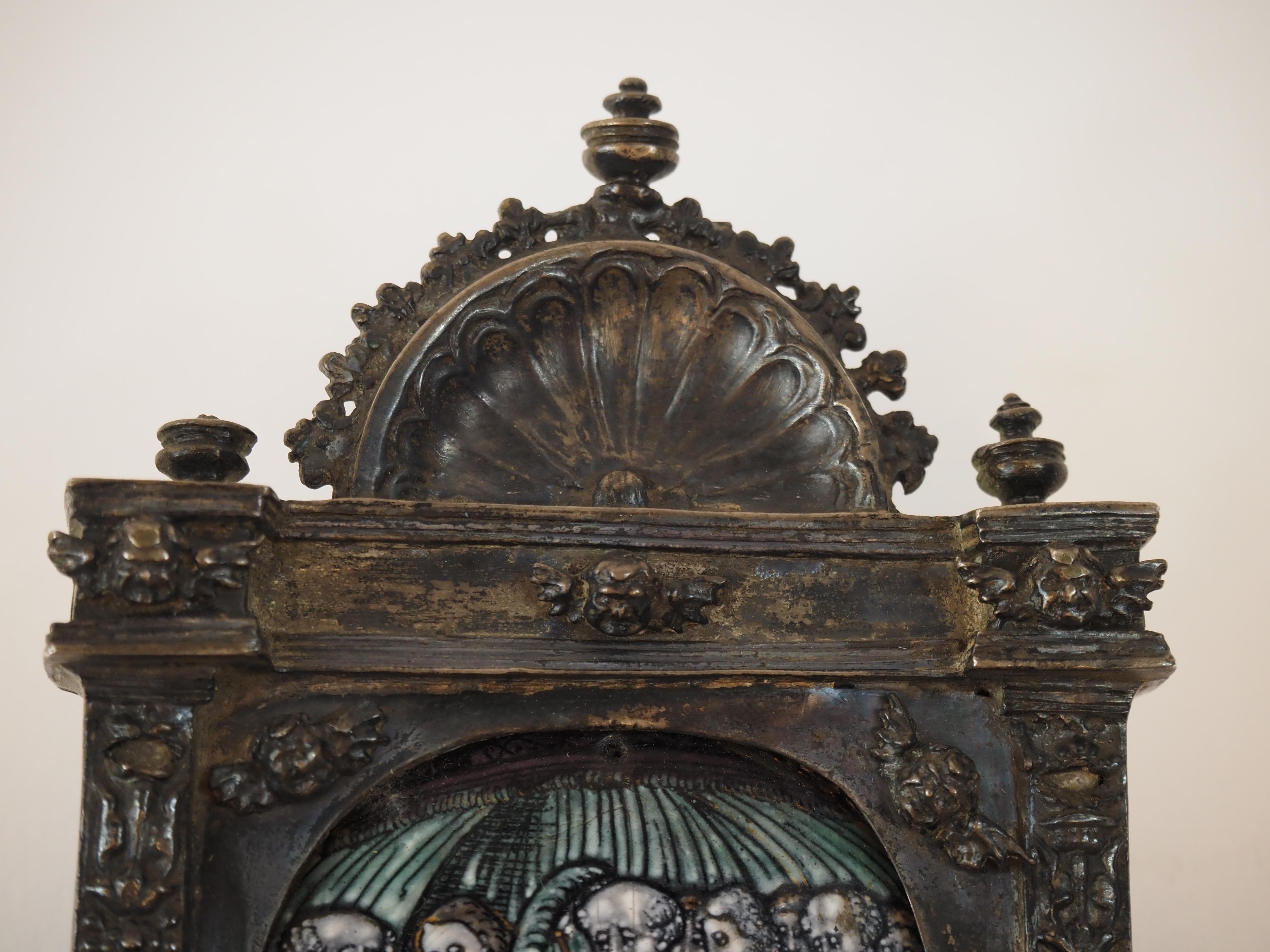 Plaque en émail de Limoges, Assumption of Mary, cadre en argent. France, vers 1600 Bon état - En vente à Gorssel, GE