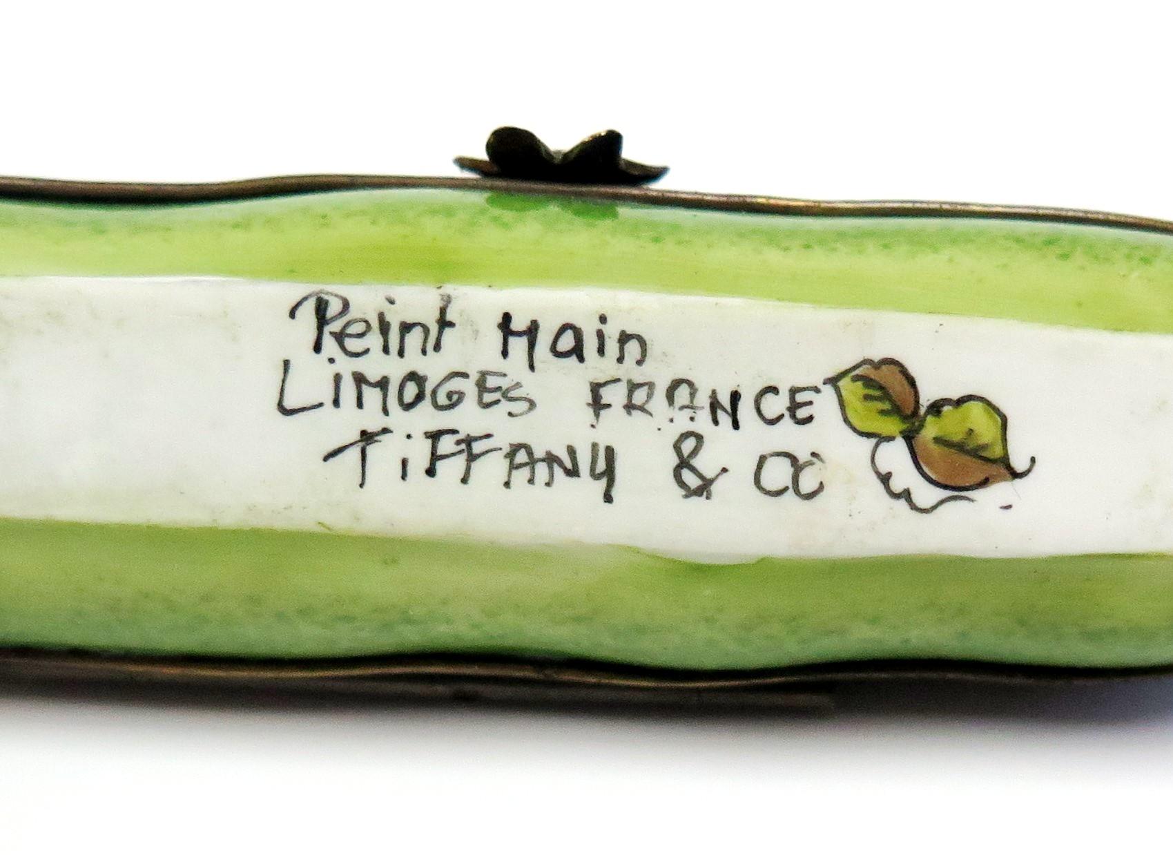 Women's or Men's Limoges for Tiffany & Co. Peapod Enamel Box / Peint Main