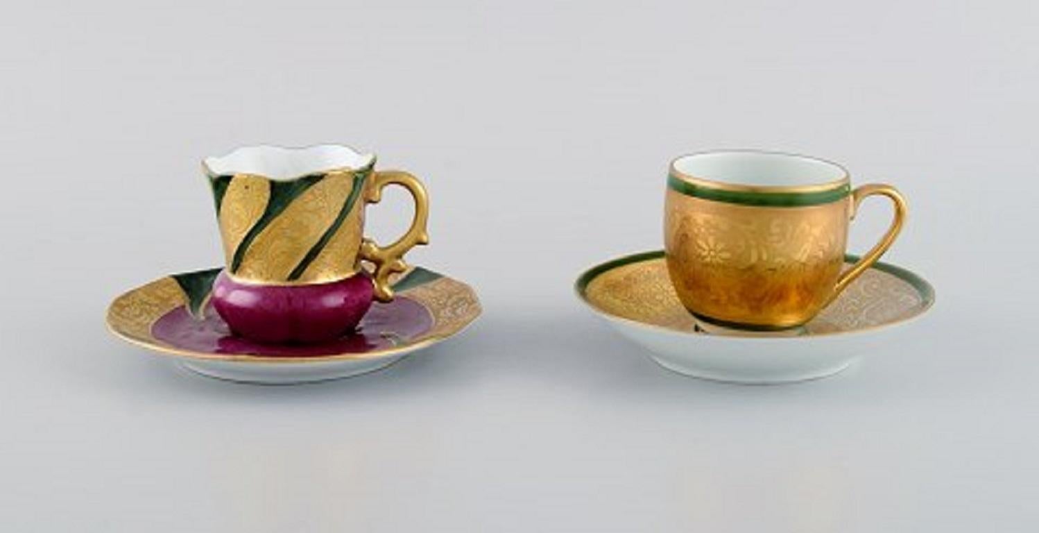 Limoges, France and Royal Doulton, England. Six mocha cups in hand-painted porcelain with flowers and gold decoration. 20th century.
Smallest cup measures: 4.3 x 4 cm.
Saucer diameter: 9 cm.
Largest cup measures: 5.7 x 4.7 cm.
Saucer diameter: