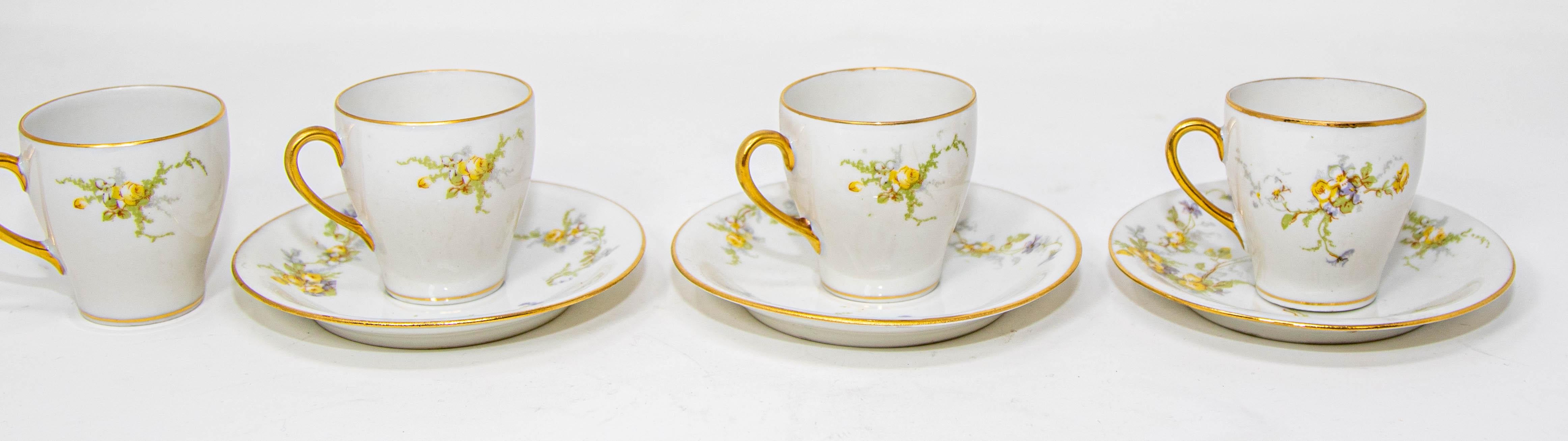 Limoges Francia Juego de taza y platillos de té Demitasse Porcelana 1930 Luis XIV en venta