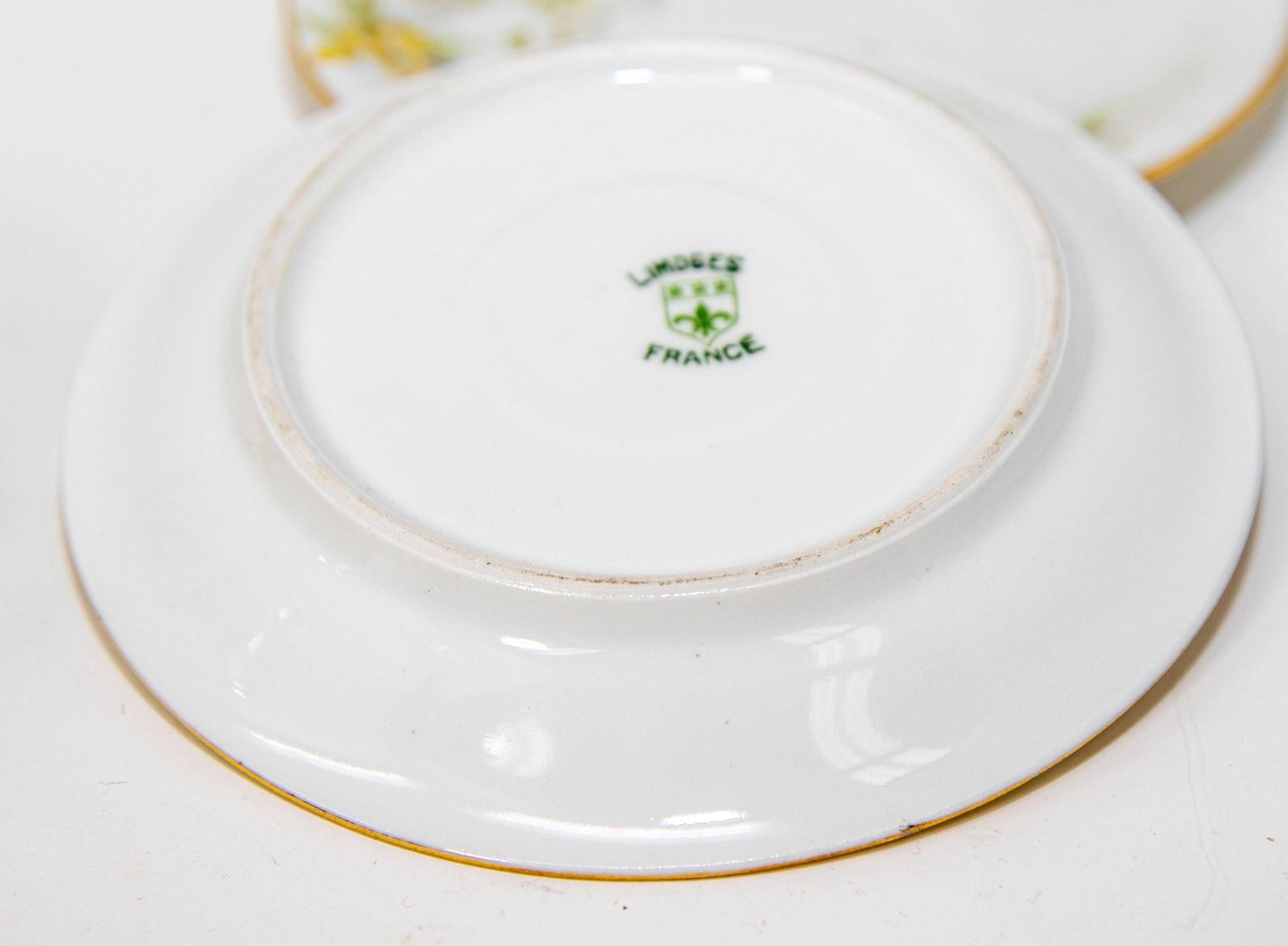 Limoges Francia Juego de taza y platillos de té Demitasse Porcelana 1930 en venta 2