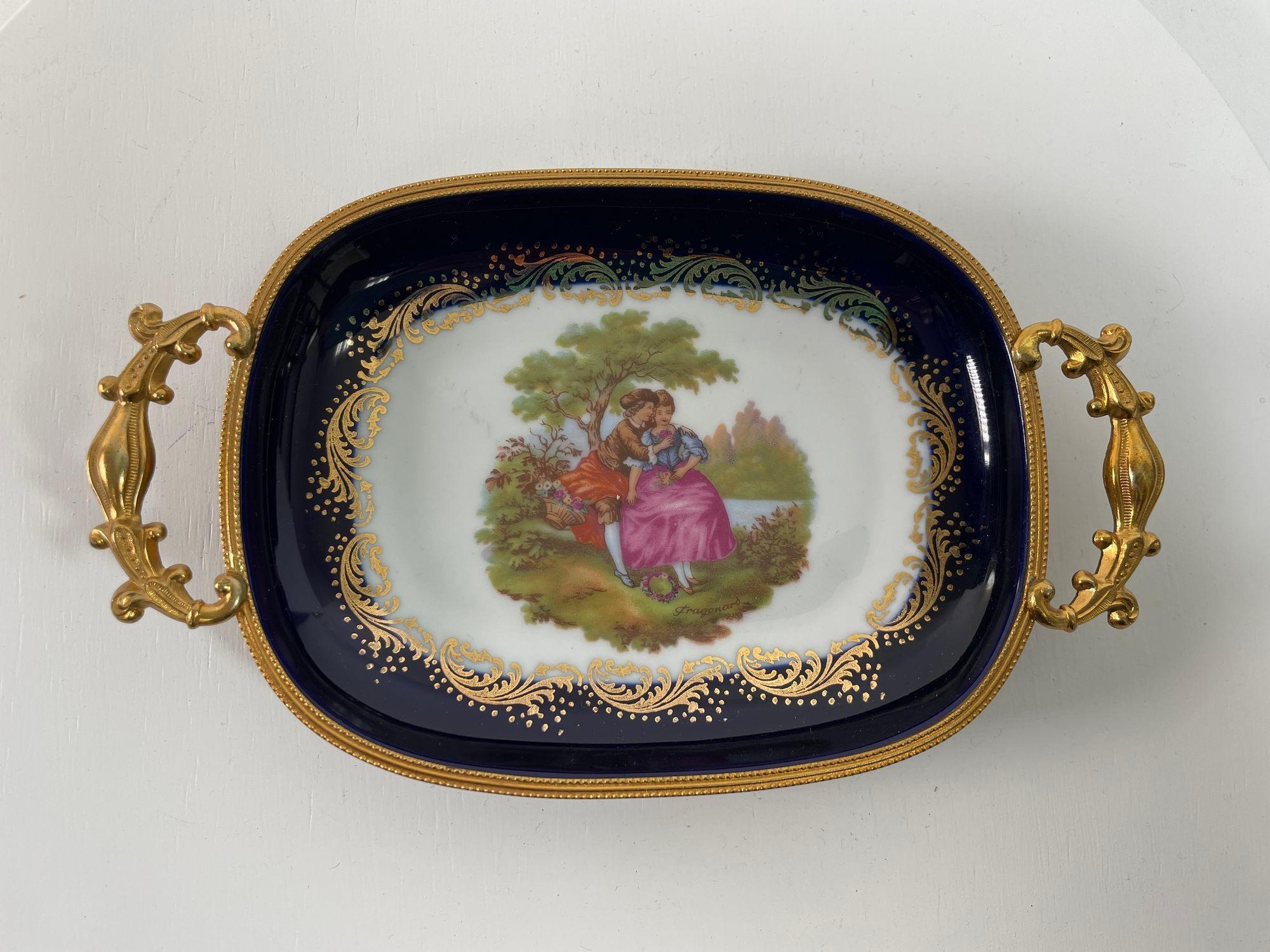 Limoges France Dish in Royal Blue with Fragonard Couple and Fine Gold Metal Trim For Sale 11