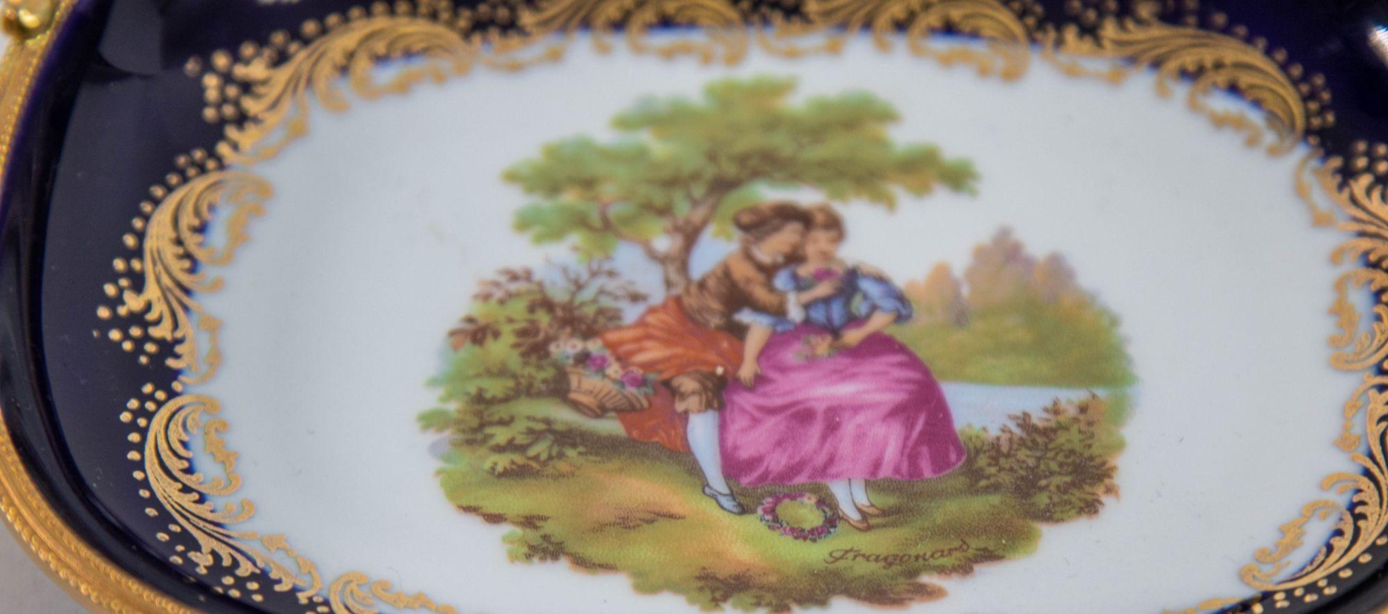 Gold Plate Limoges France Dish in Royal Blue with Fragonard Couple and Fine Gold Metal Trim For Sale