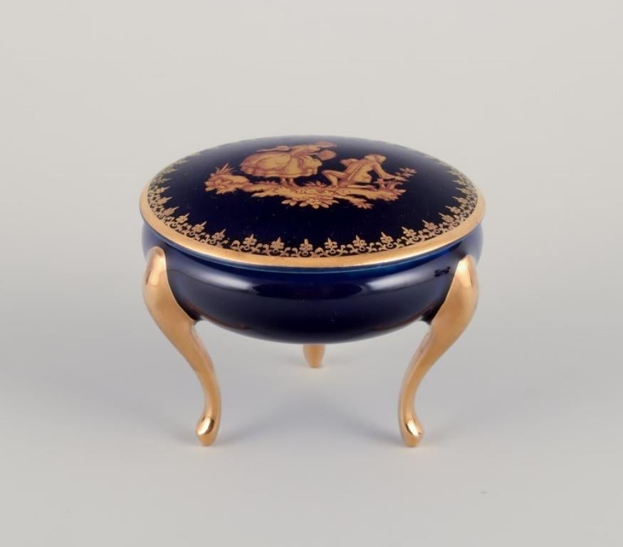 Limoges, France. Five pieces of porcelain. Ca 1970. In Excellent Condition For Sale In Copenhagen, DK