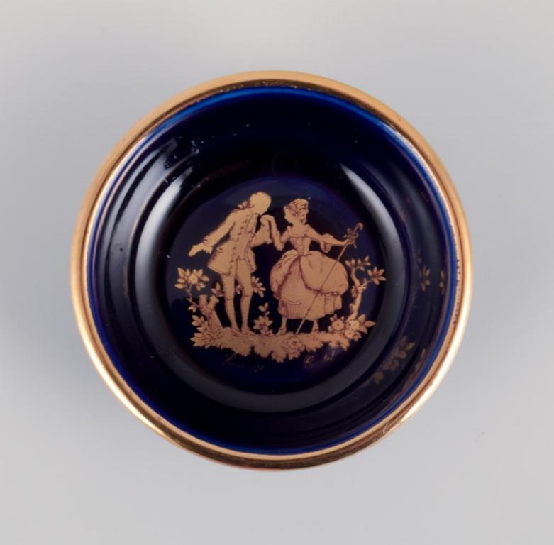 Limoges, Francia. Cuatro piezas de porcelana en miniatura, años 70 Francés en venta