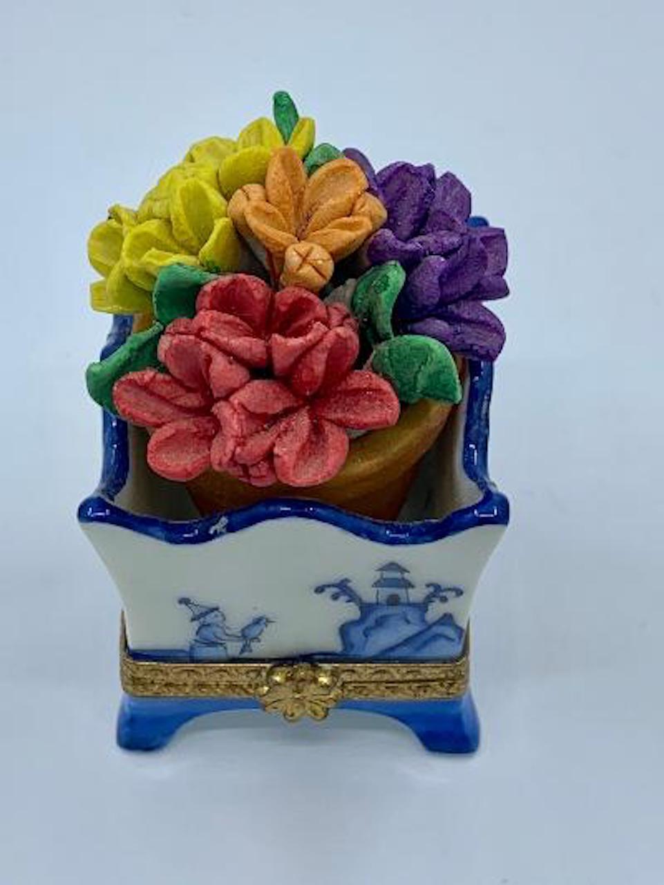 20th Century Limoges France Hand Painted Blue Willow Design Flower Pot Porcelain Trinket Box