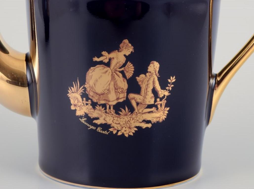 Limoges, Francia. Cafetera y jarra de agua en miniatura de porcelana. Francés en venta