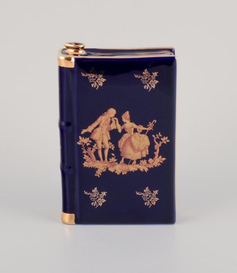 Limoges, Francia. Petaca de porcelana con forma de libro. Aprox. 1970 Francés en venta