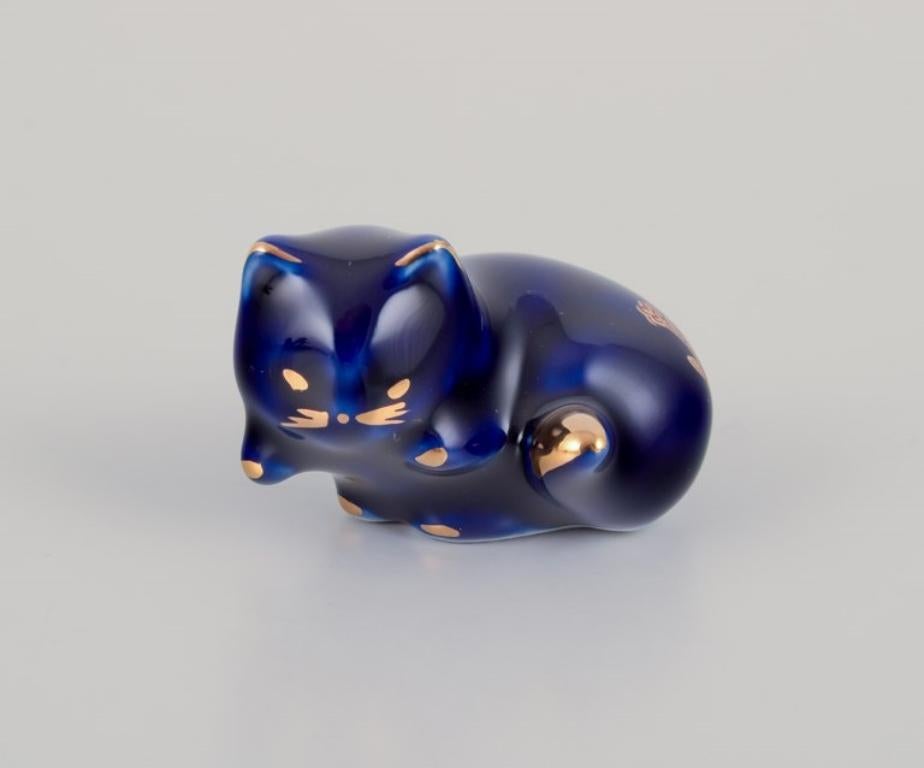 Late 20th Century Limoges, France. Six porcelain miniature animals. Approx. 1970