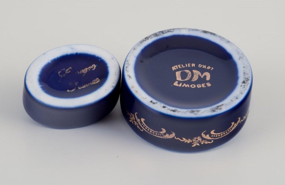 Limoges, Francia. Tres cajas / tarros con tapa en miniatura de porcelana. en venta 2