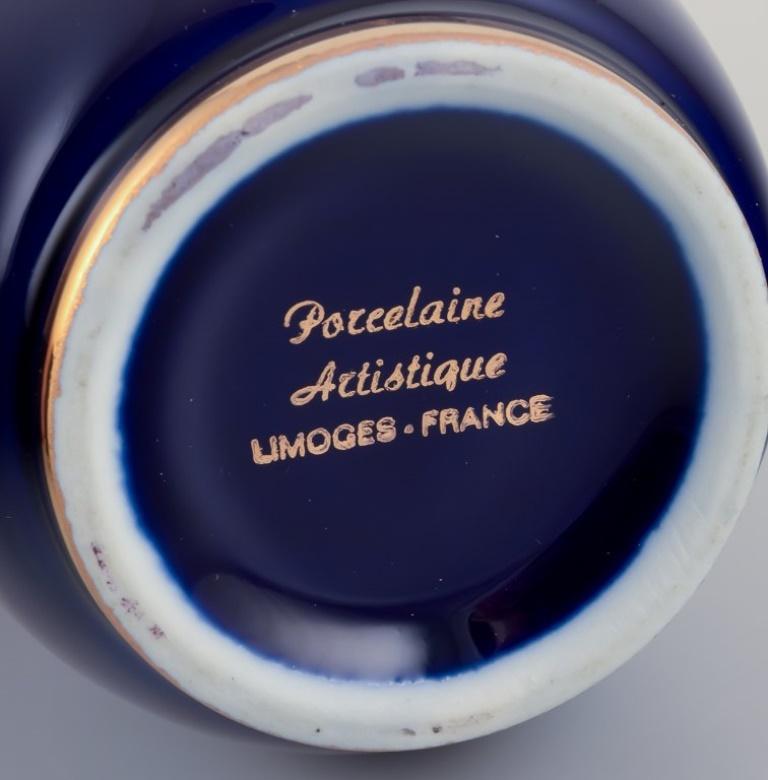 Smaltato Limoges, Francia. Due vasi in porcellana, anni '70 in vendita