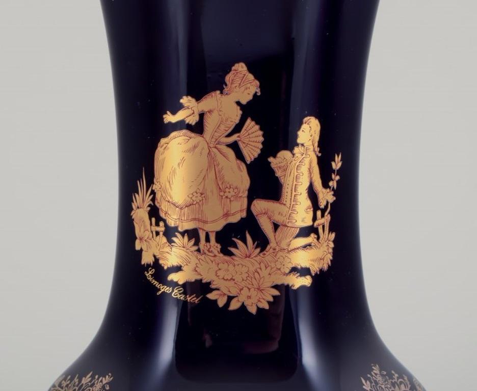 Fine XX secolo Limoges, Francia. Due vasi in porcellana, anni '70 in vendita