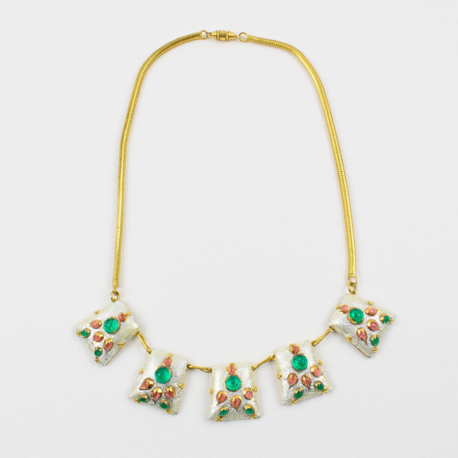 Collana con smalto bianco e patè de verre di Limoges Francia A Link In condizioni ottime in vendita a Atlanta, GA