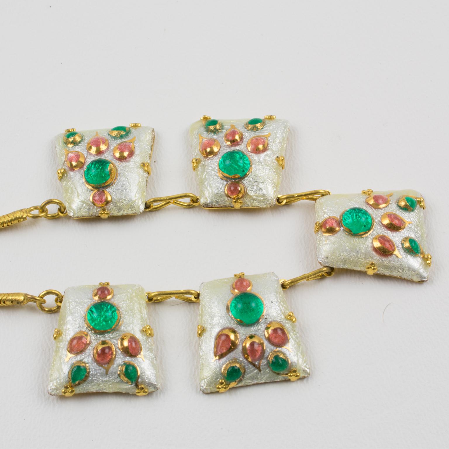 Collana con smalto bianco e patè de verre di Limoges Francia A Link in vendita 4
