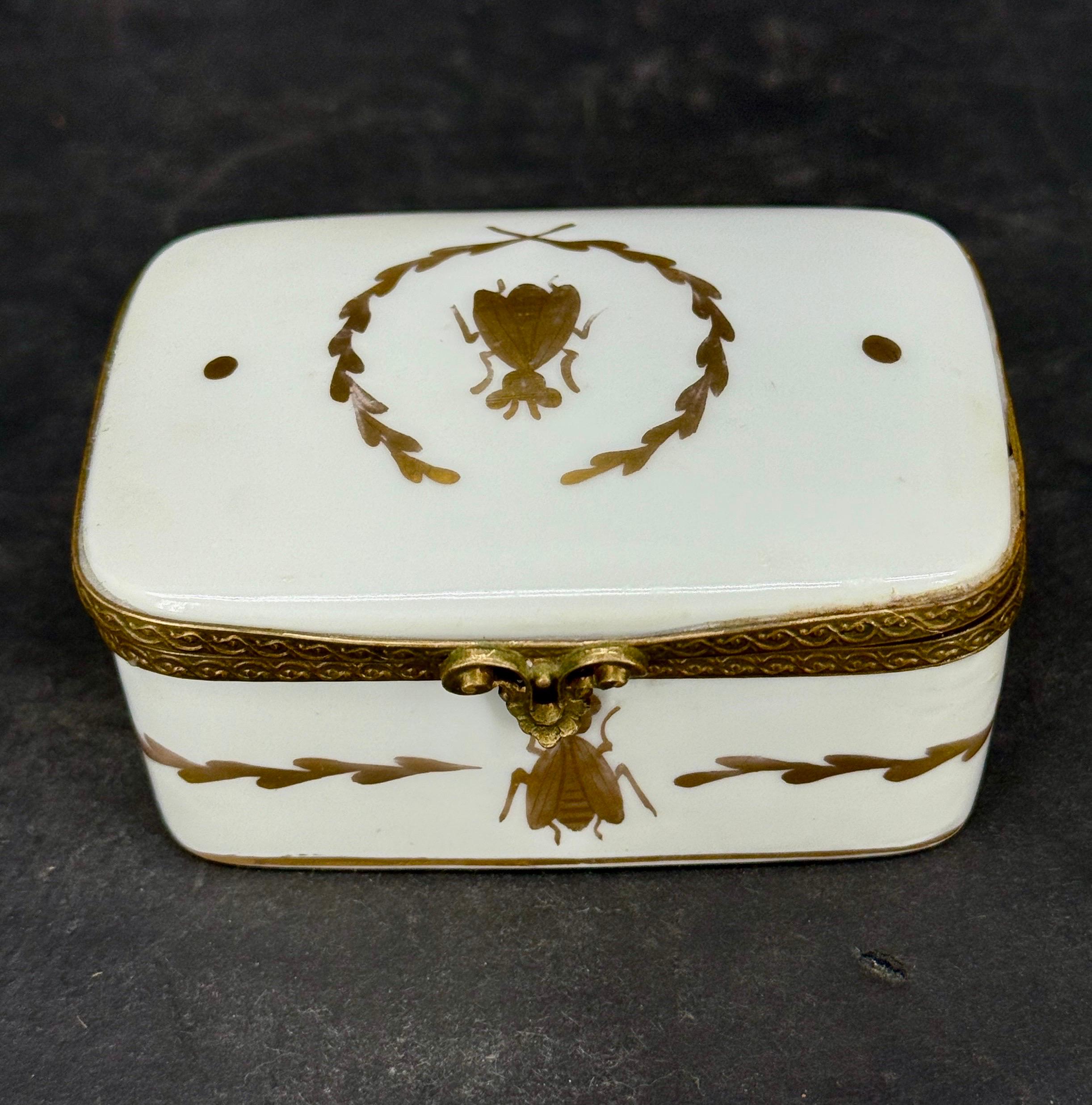 Limoges Französisch Biene Porzellan vergoldet Trinket Schmuckkästchen im Angebot 5