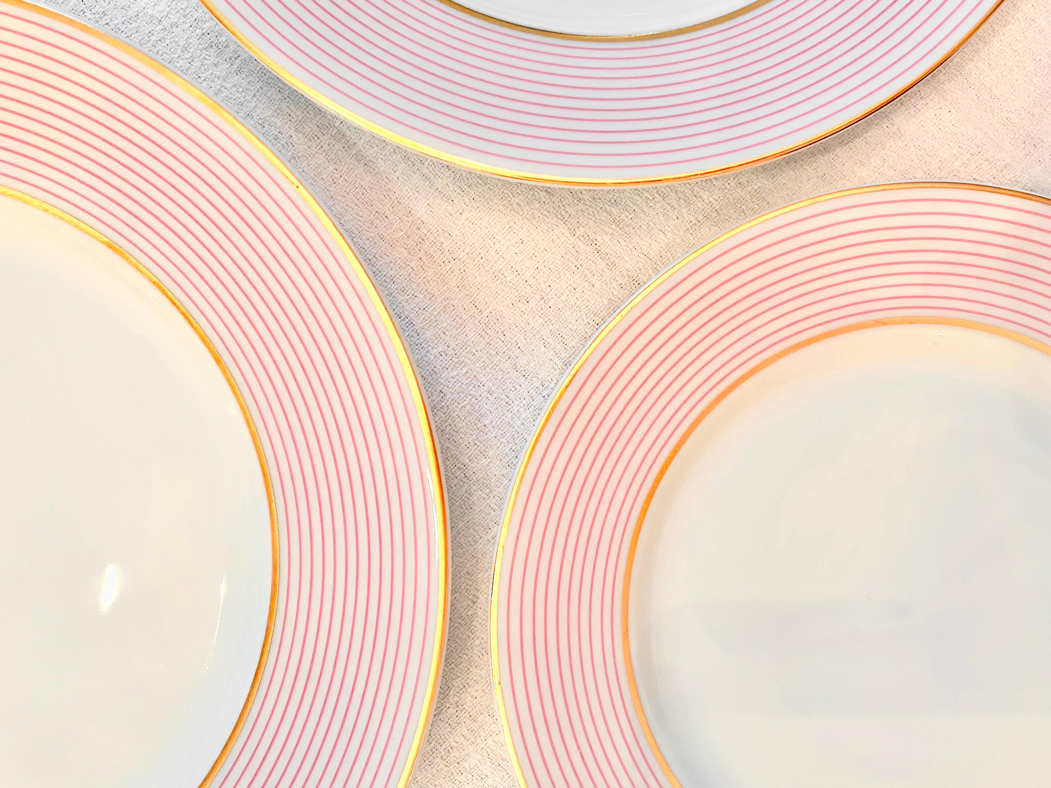 Limoges, Service de table français, 54 pièces, Milles Raies Rose en vente 3