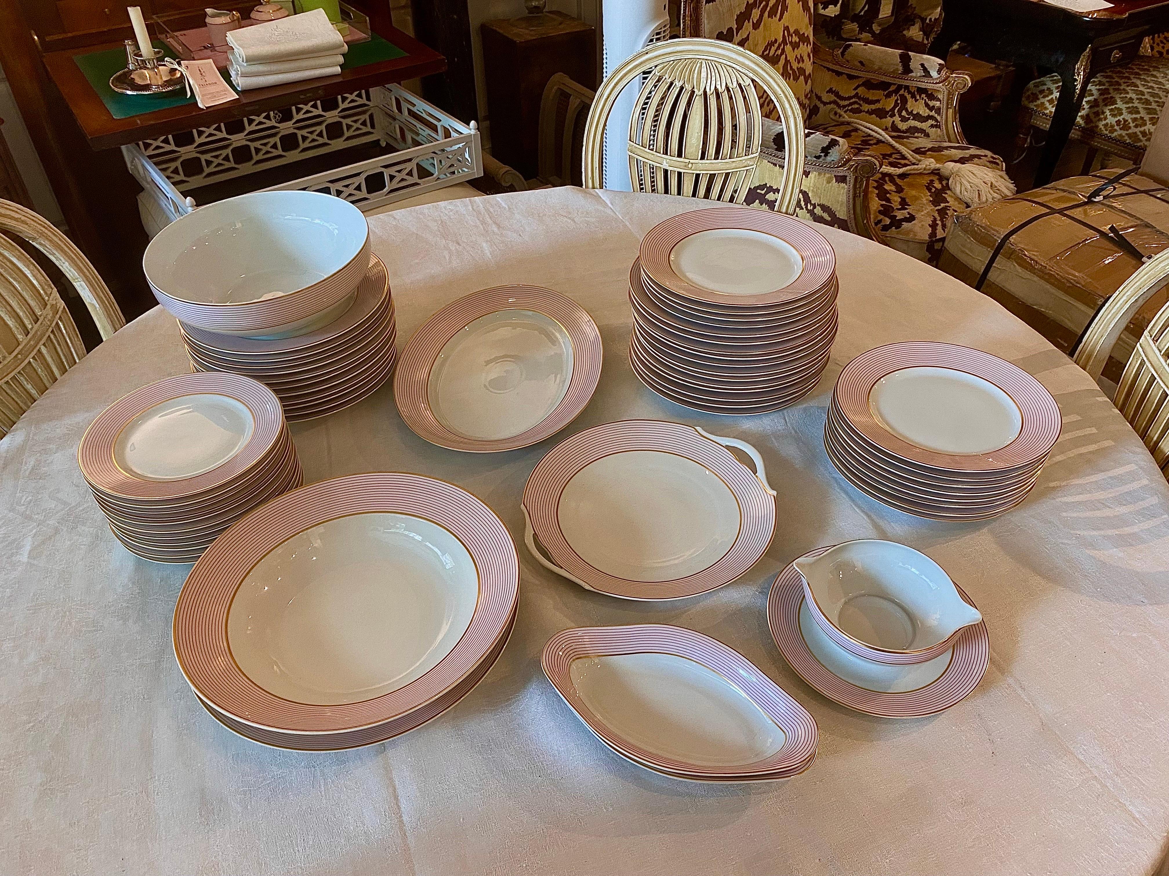 Limoges, Service de table français, 54 pièces, Milles Raies Rose en vente 9