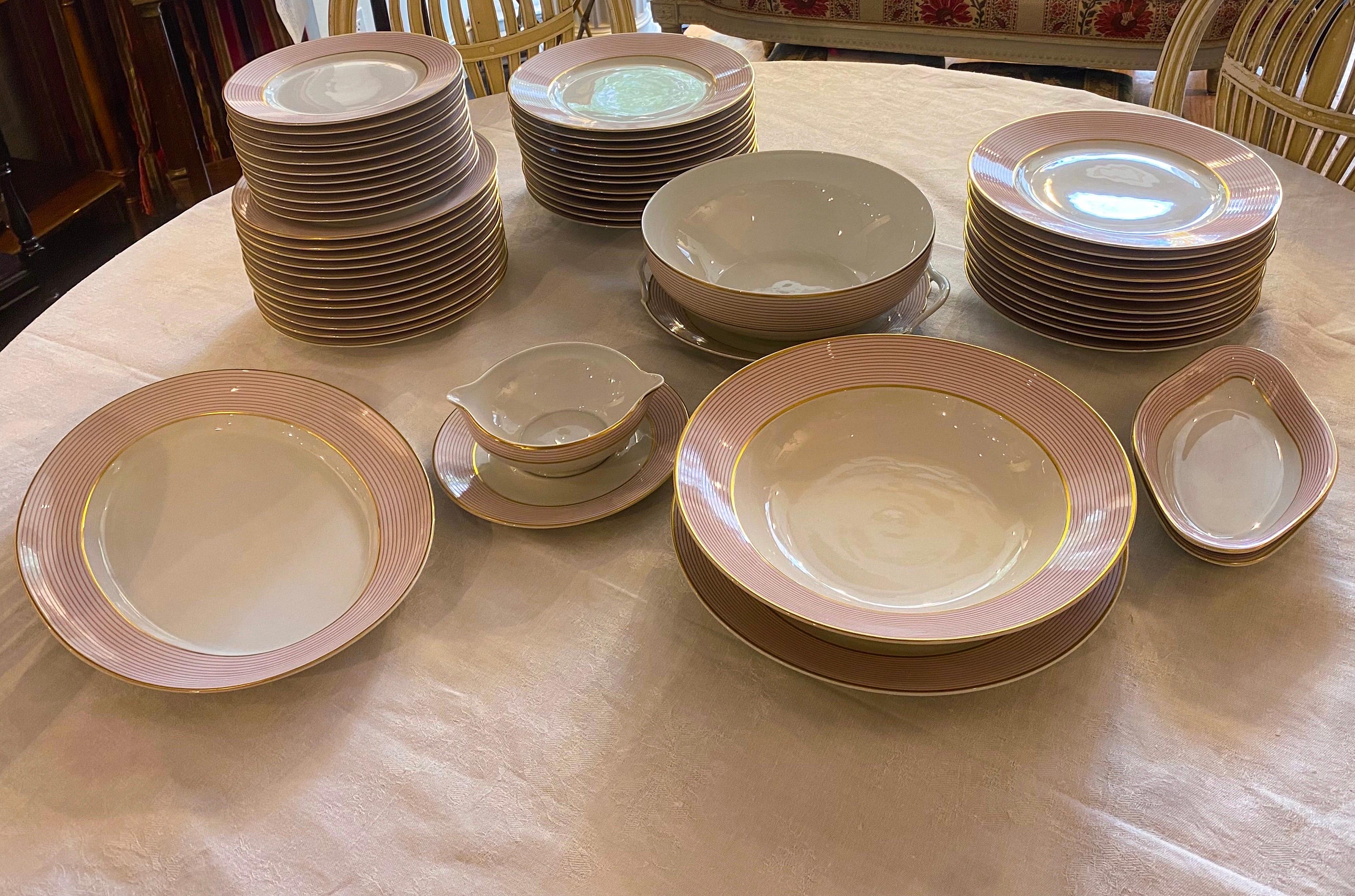 Limoges, Service de table français, 54 pièces, Milles Raies Rose en vente 12