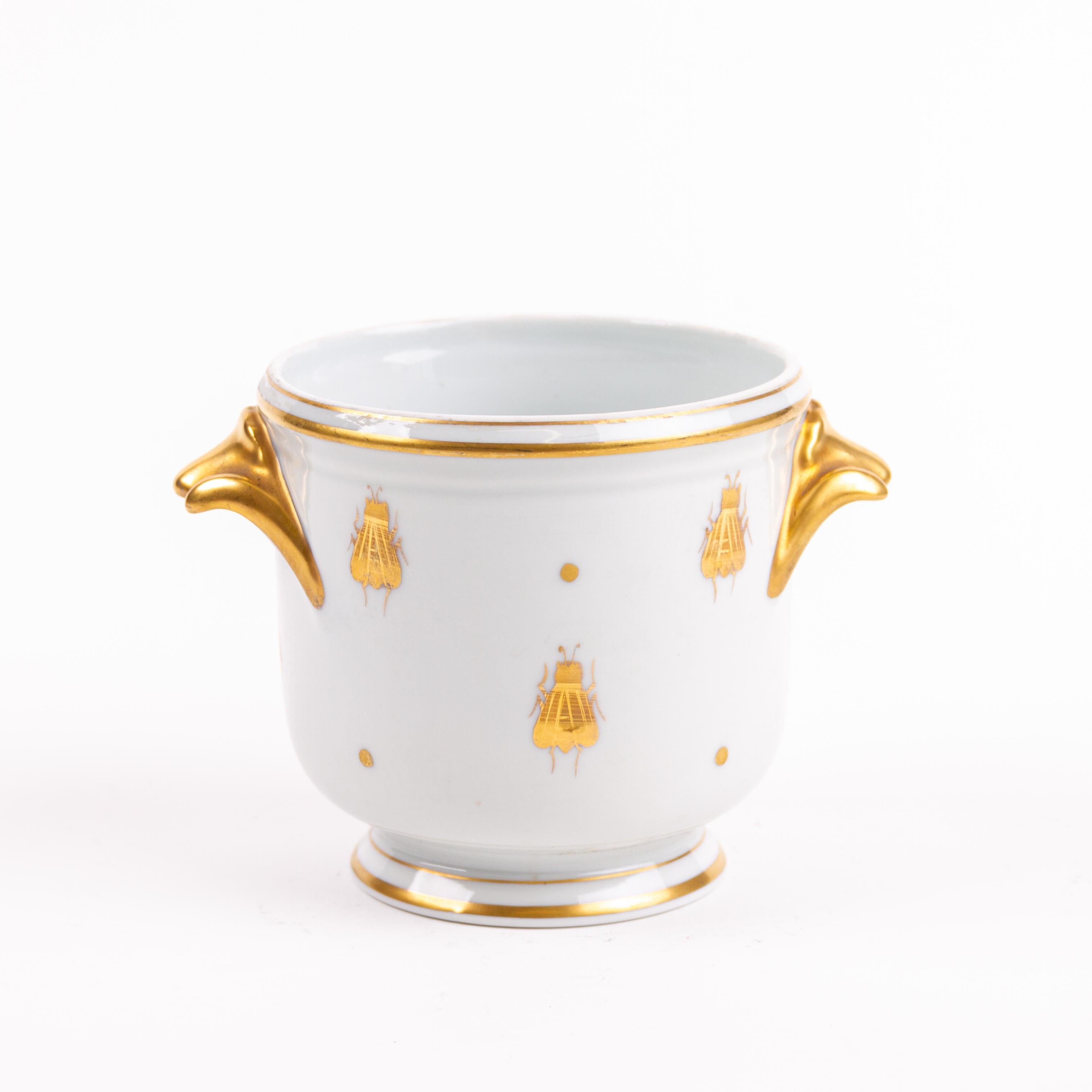 Limoges French Gilt Porcelain Planter Jardiniere Vase In Good Condition In Nottingham, GB