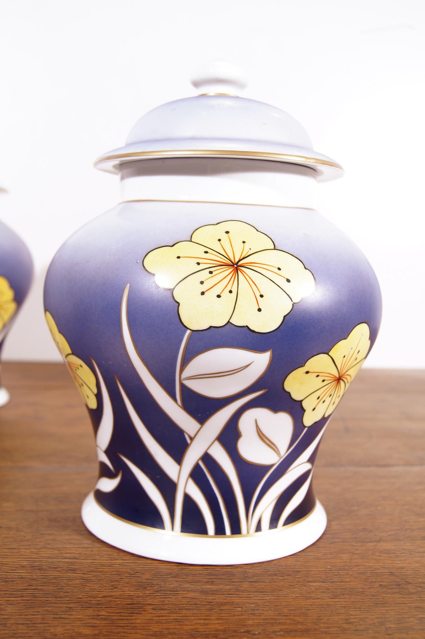 Limoges, Large Porcelain Baluster, Set of 2 In Good Condition In Soesterberg, UT