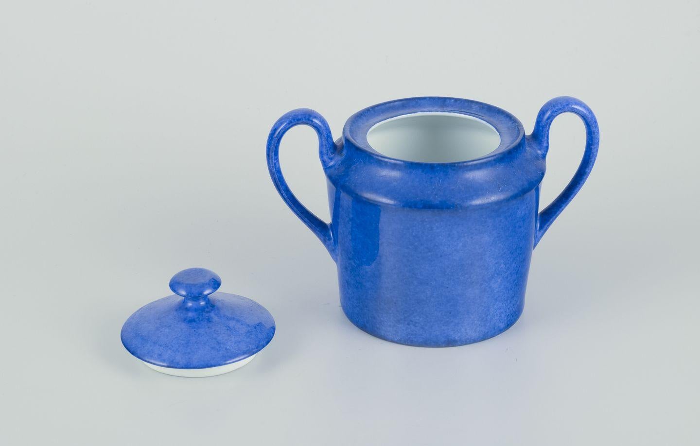 French Limoges / Laure Japy, Paris. Six coffee cups and a sugar bowl in porcelain. For Sale
