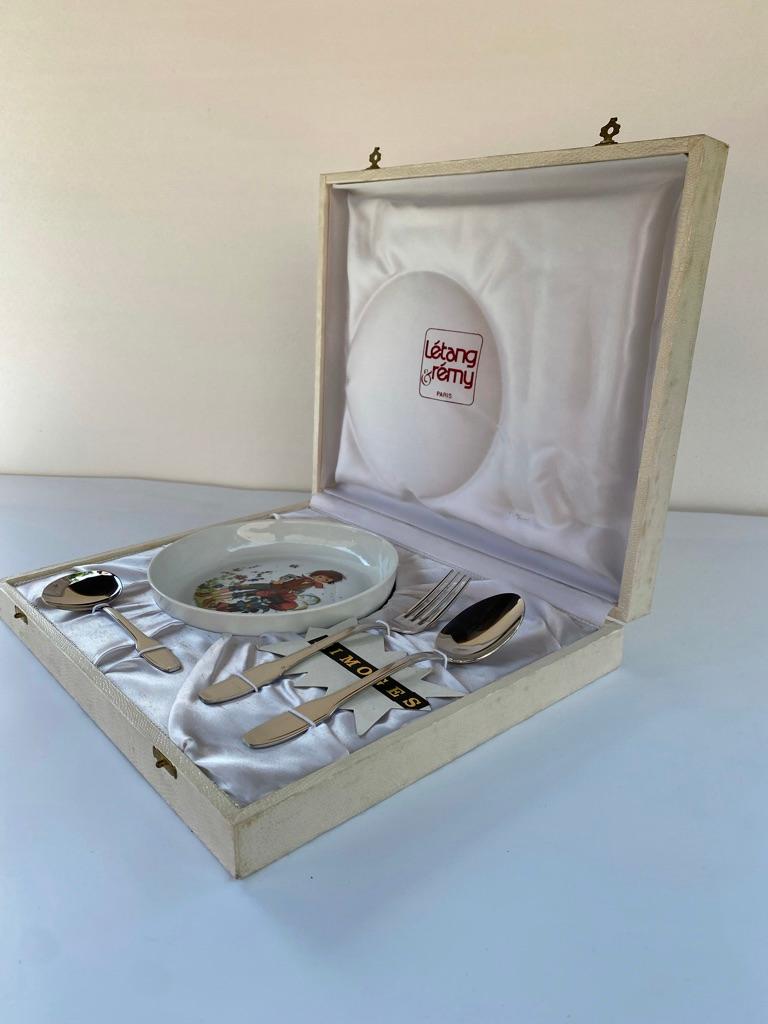 Limoges Paris Letang Remy baby shower Parcelain set Puss in Boots 1970 Paris en vente 1