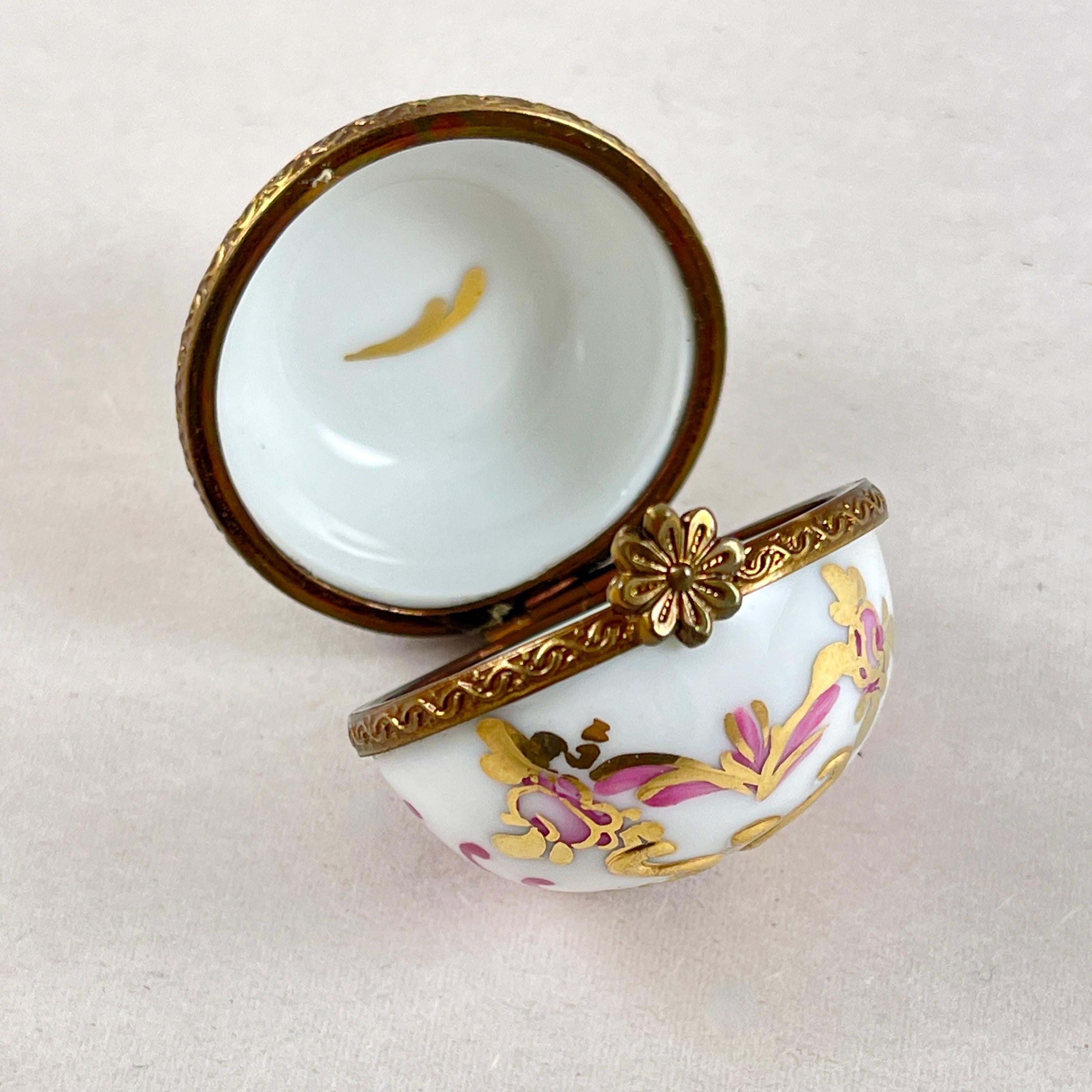 Metal Limoges Paris Round Rose & Gold Vintage Trinket Box For Sale