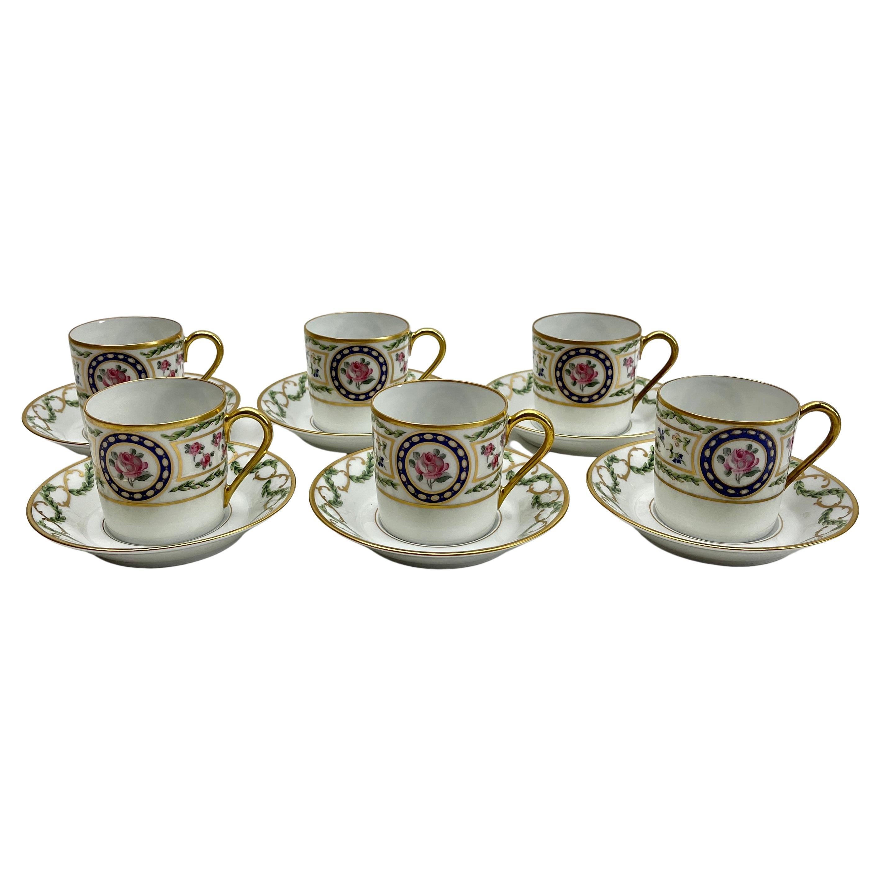 Limoges Pocelain Louveciennes 'Stamp' Frankreich, Satz von 9 Pieces  (Empire Revival) im Angebot