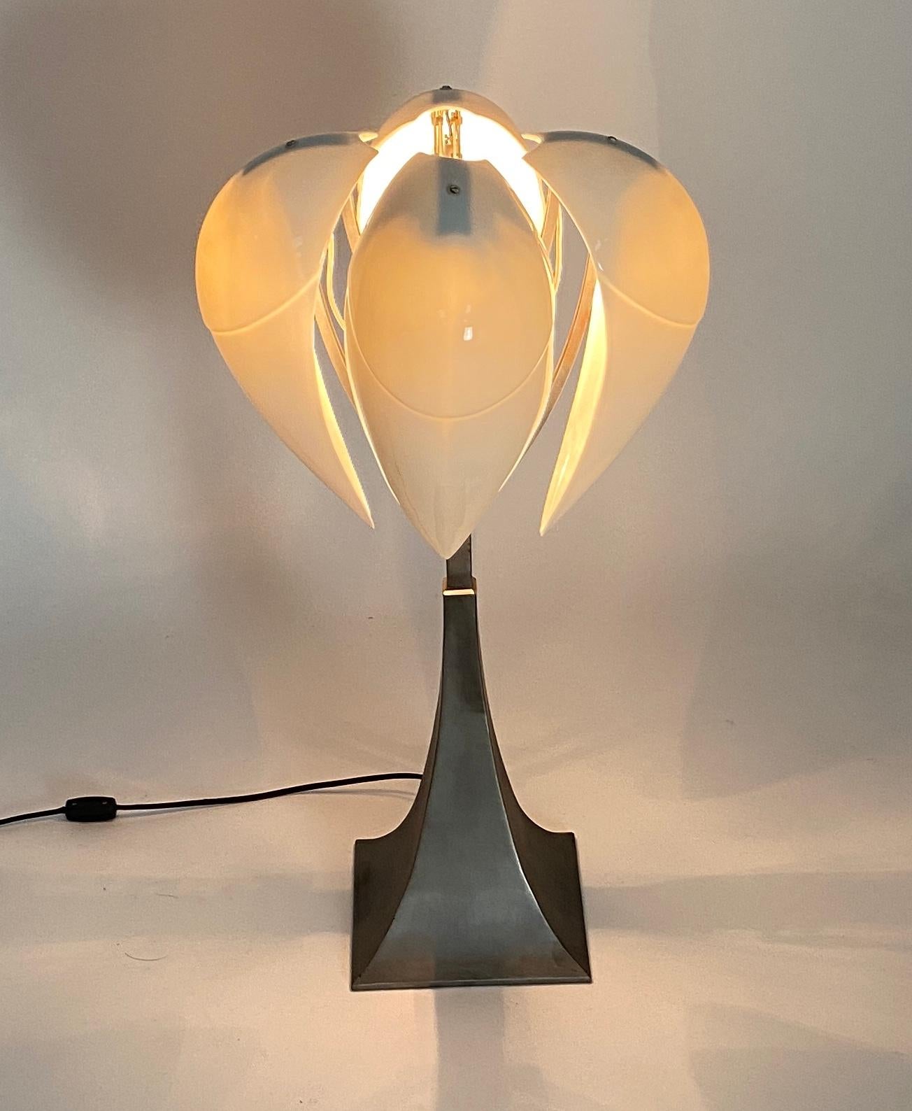 “Limoges” Porcelain and Brushed Steel Table Lamp For Sale 3