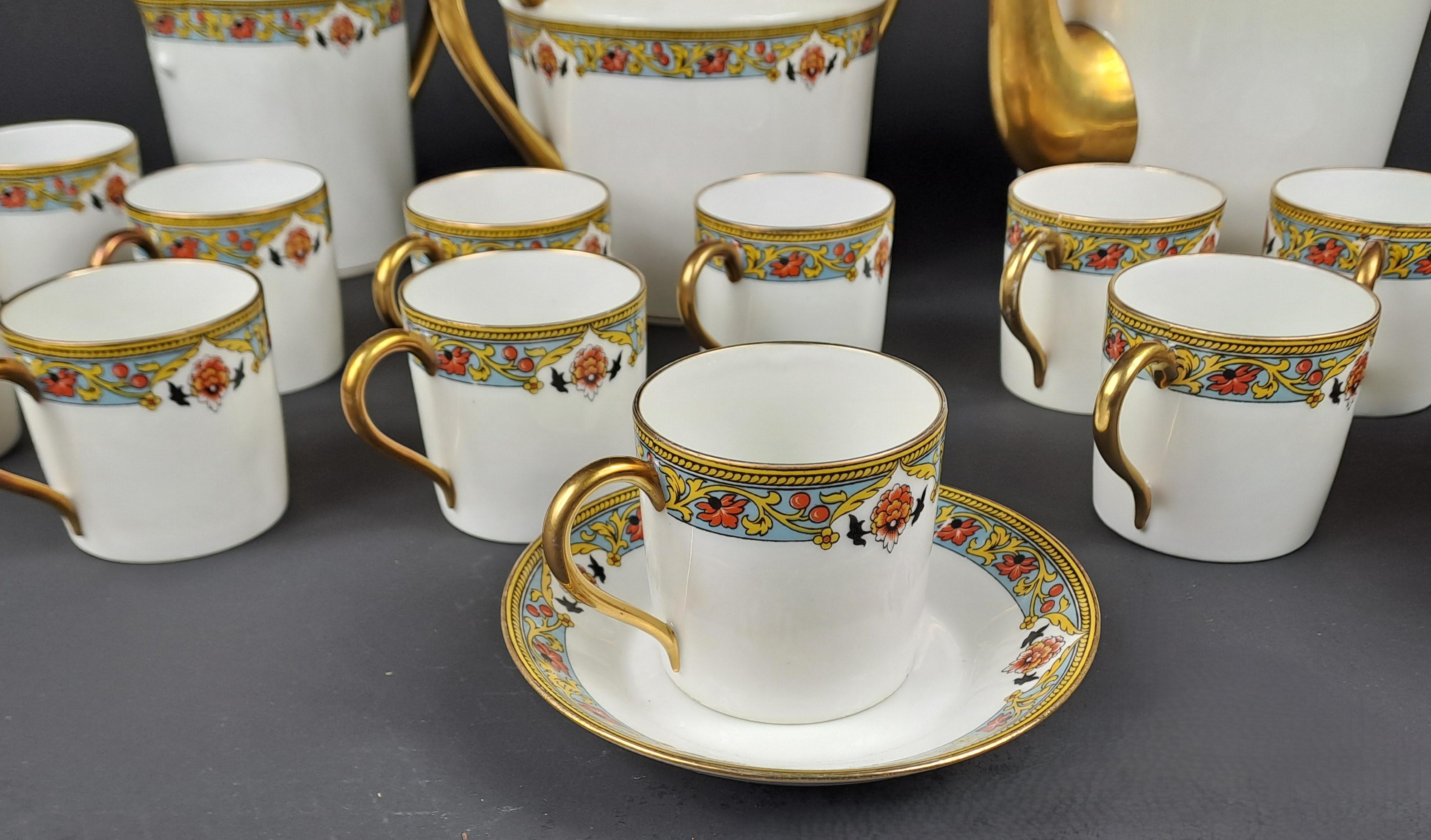 20ième siècle Service à café de Limoges - 12 personnes en vente