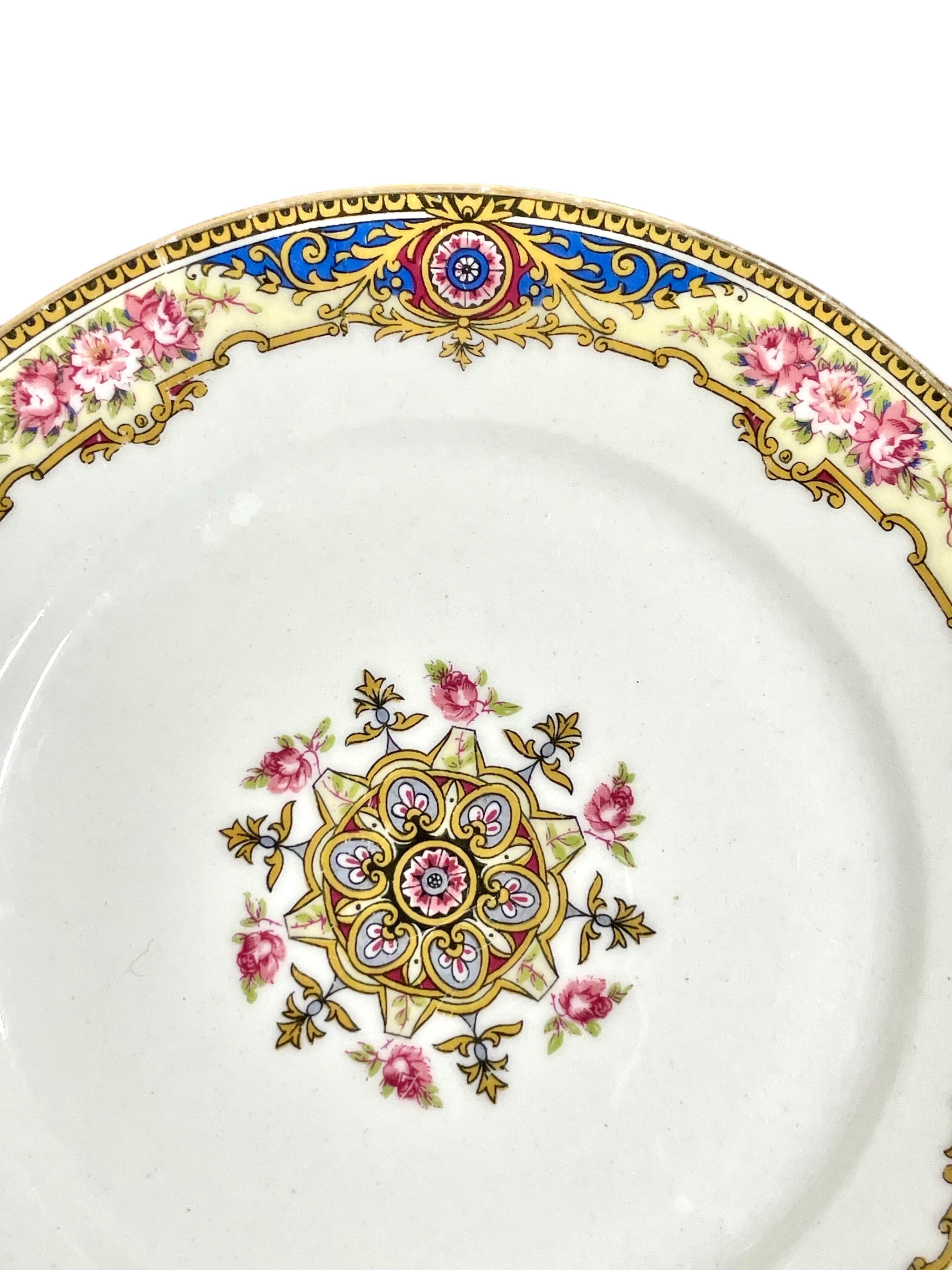 Vajilla de Porcelana Limoges de F. Legrand & Cie - 68 Piezas en venta 11