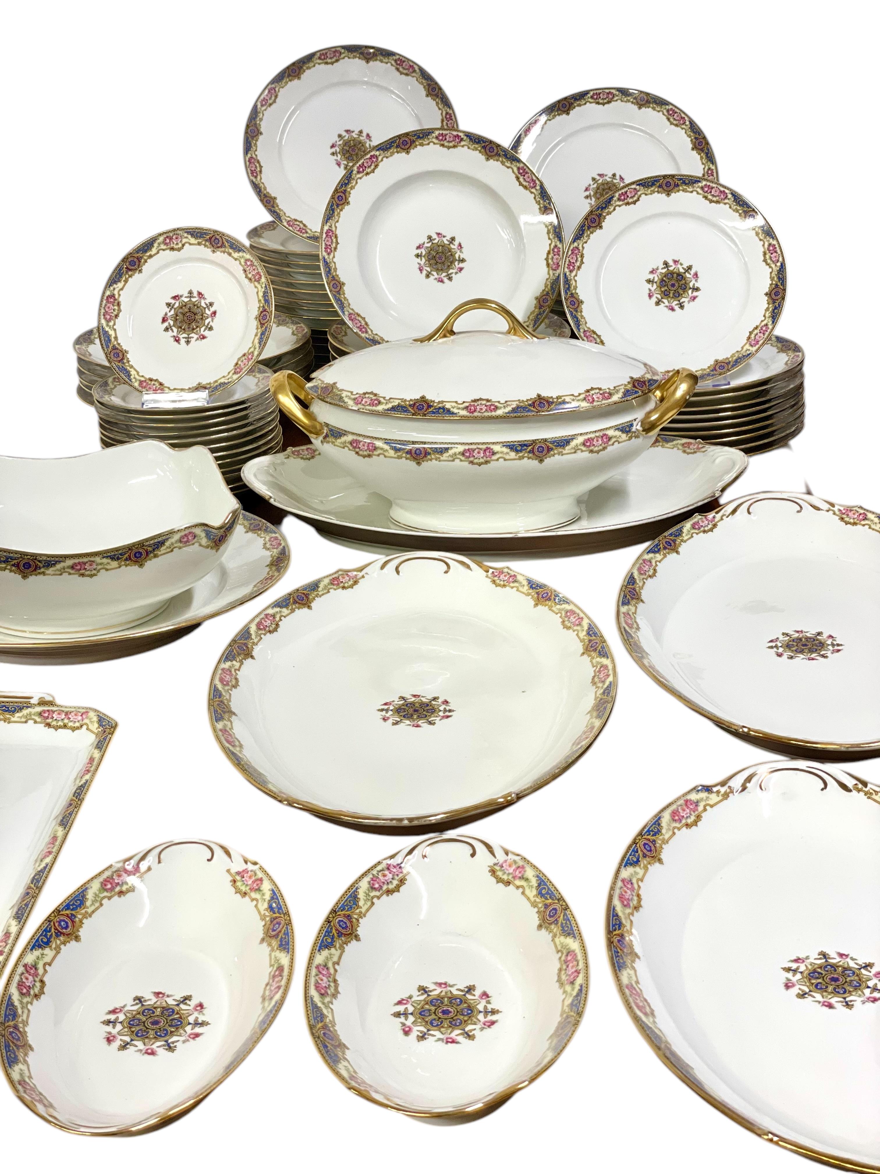Vajilla de Porcelana Limoges de F. Legrand & Cie - 68 Piezas en venta 13