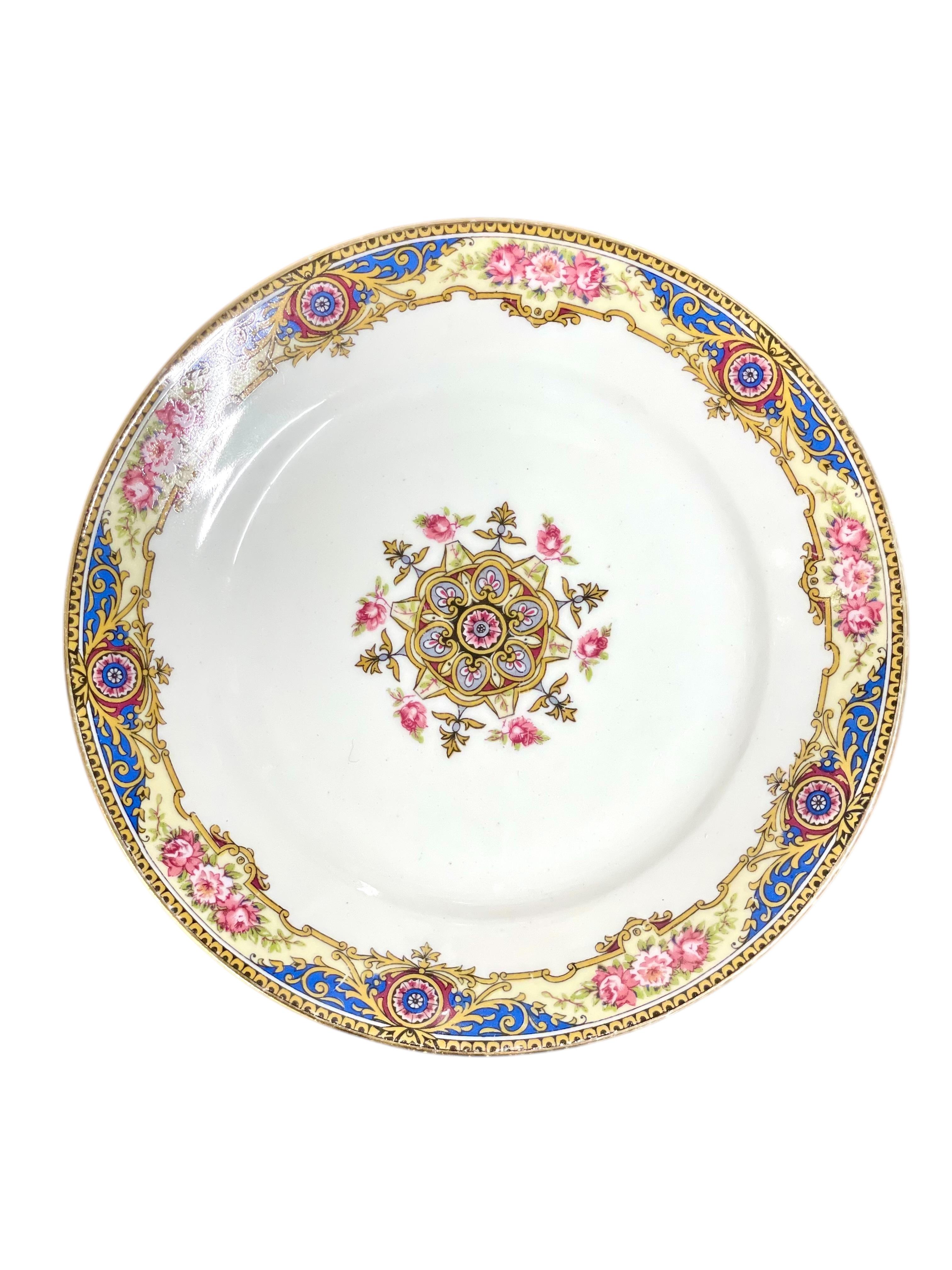 Vajilla de Porcelana Limoges de F. Legrand & Cie - 68 Piezas en venta 1