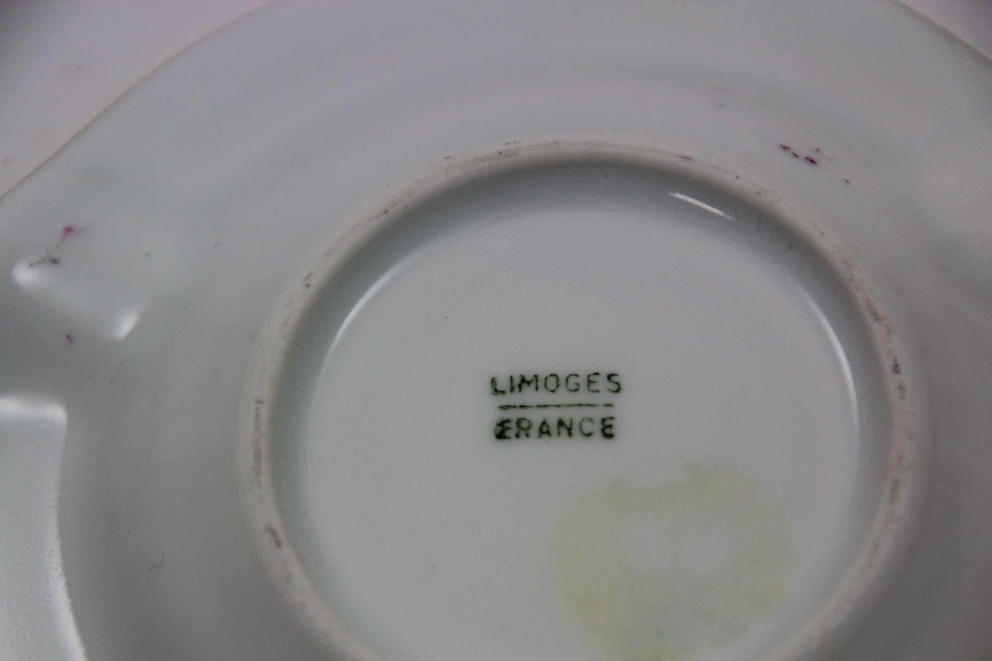 20th Century Limoges Porcelain Dish Ashtray Paris La Tour Eiffel Hand-Painted France 1960s For Sale